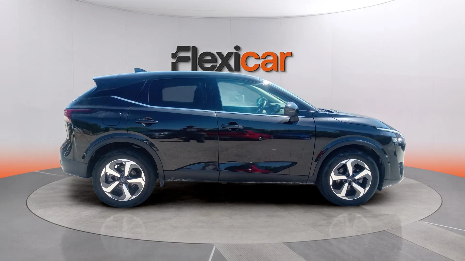 Nissan Qashqai DIG-T N-Connecta - foto 12