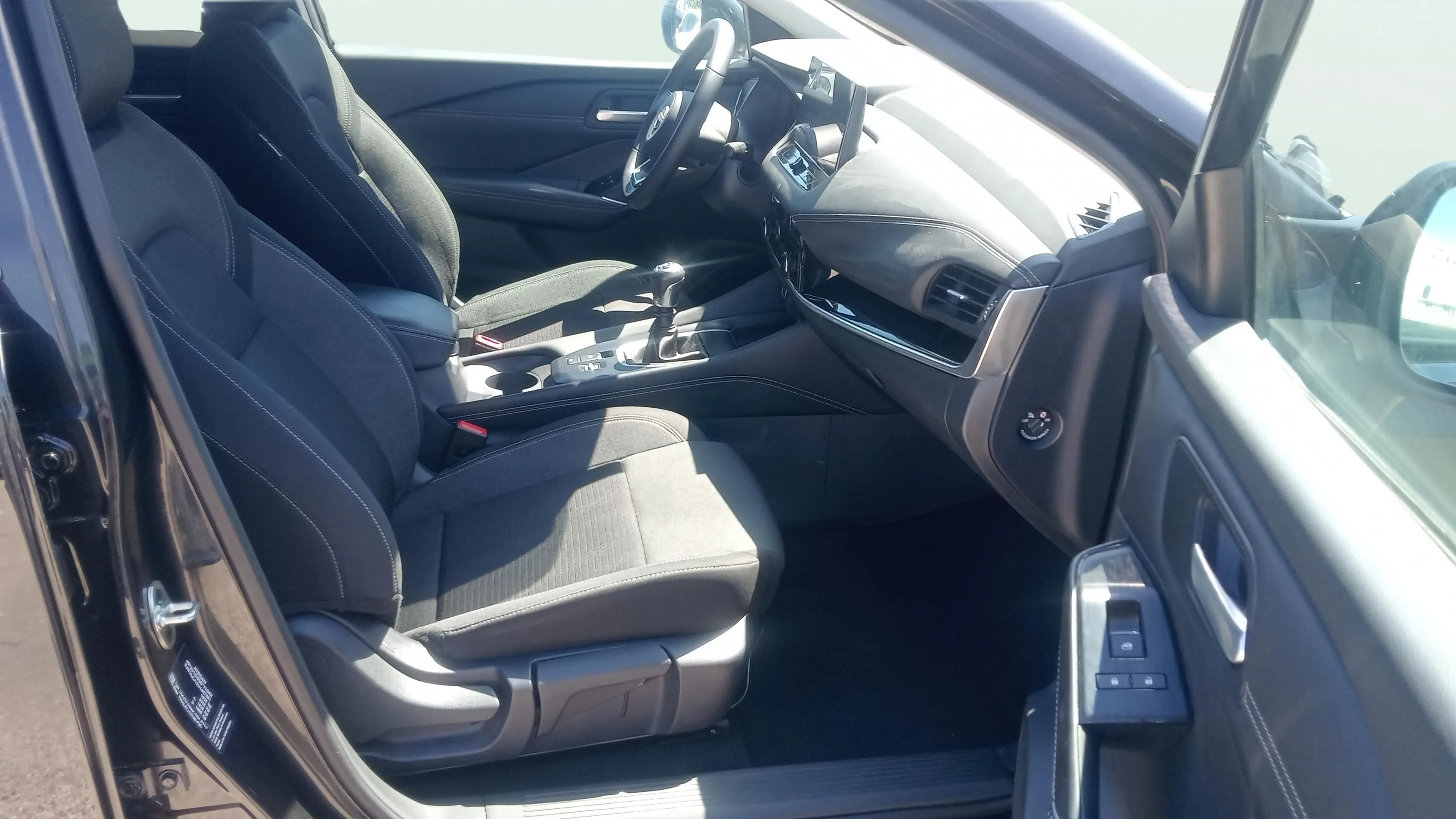 Nissan Qashqai DIG-T N-Connecta - foto 17