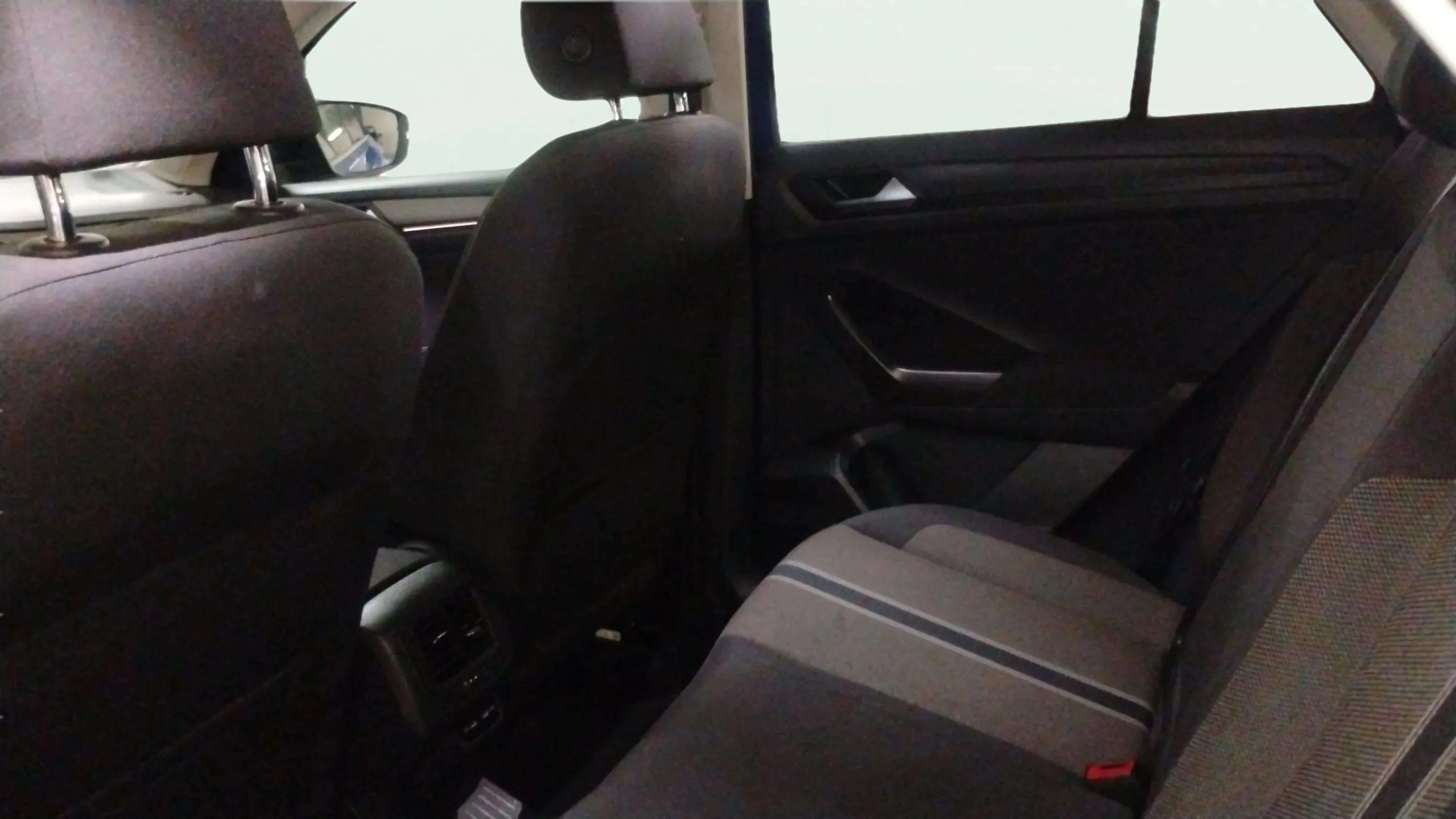 Volkswagen T-Roc Advance Style 1.6 TDI - foto 12