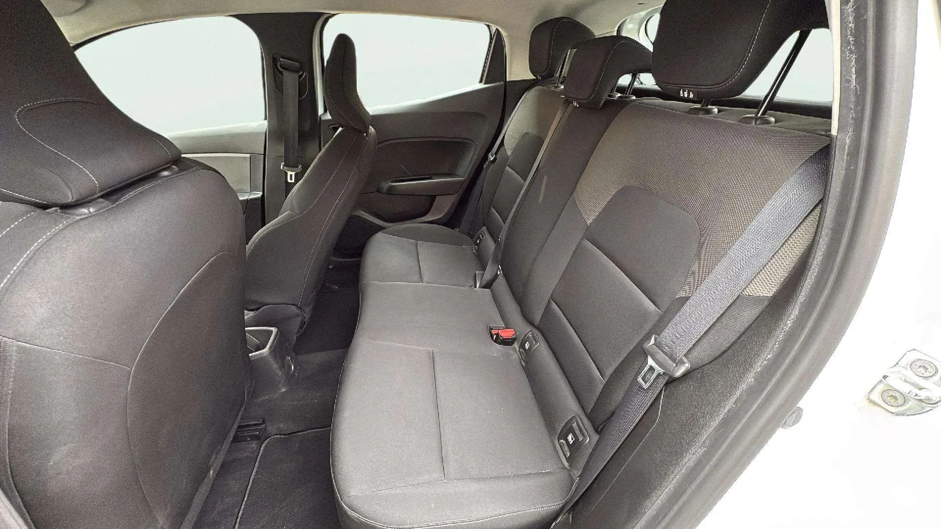 Renault Clio Business Blue dCi - foto 12