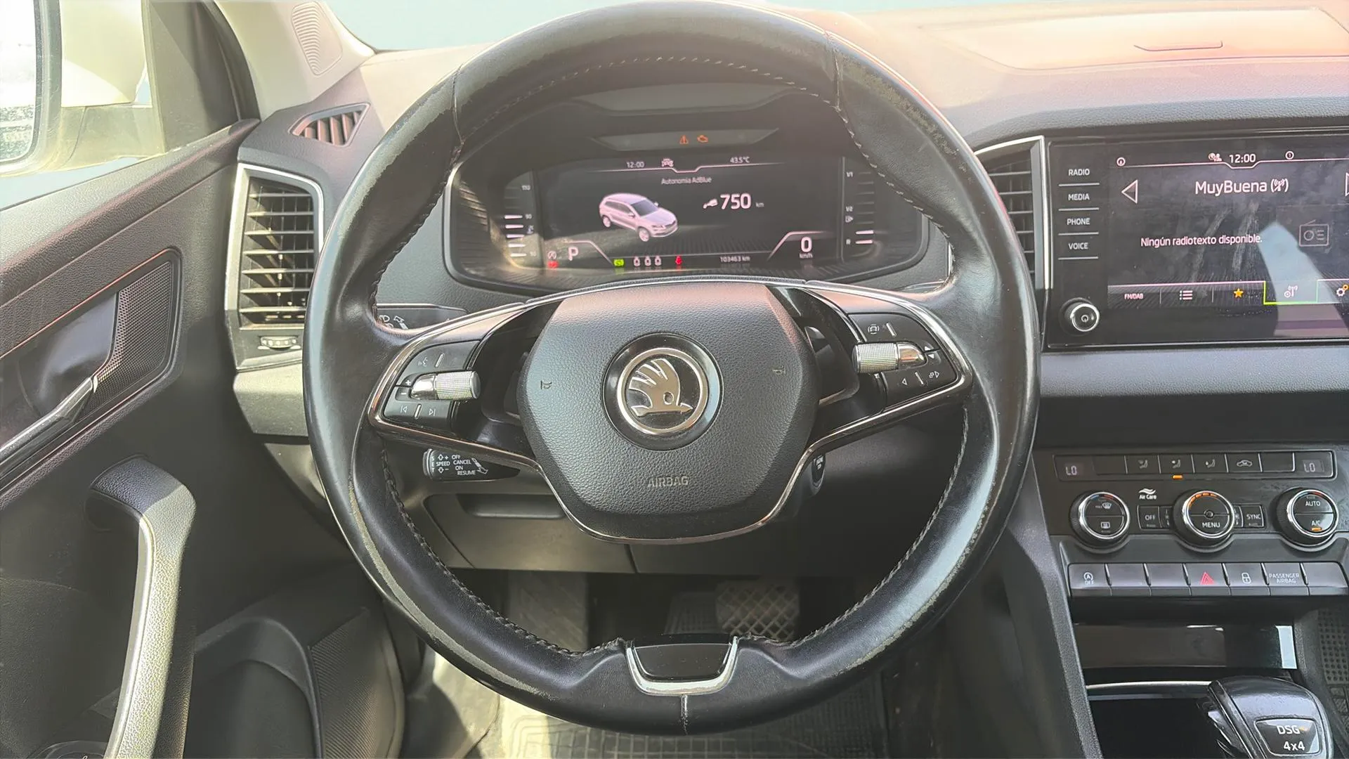 Škoda Karoq 2.0 TDI DSG 4x4 Ambition - foto 8