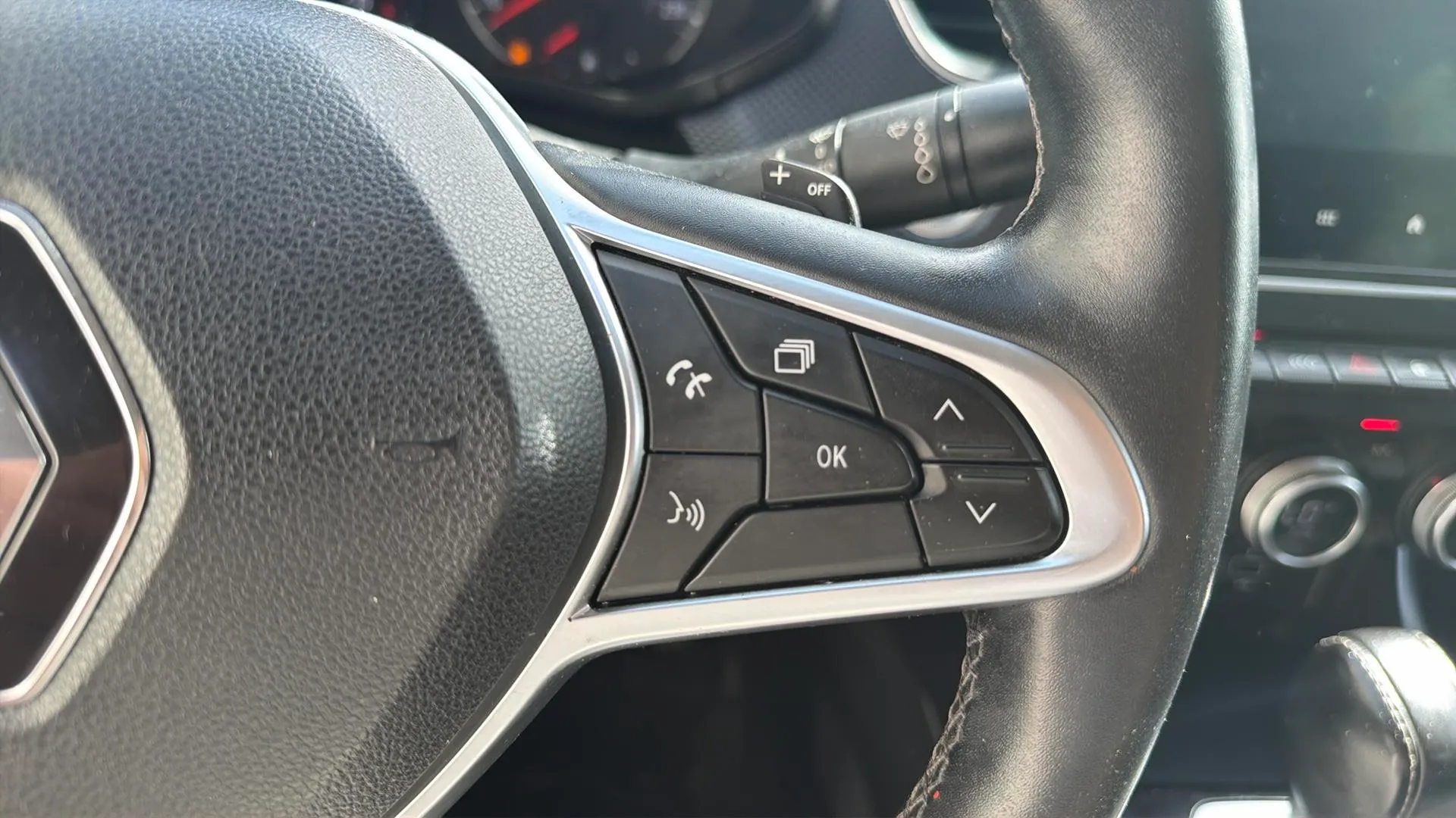 Renault Arkana Intens TCe EDC Microhíbrido - foto 16