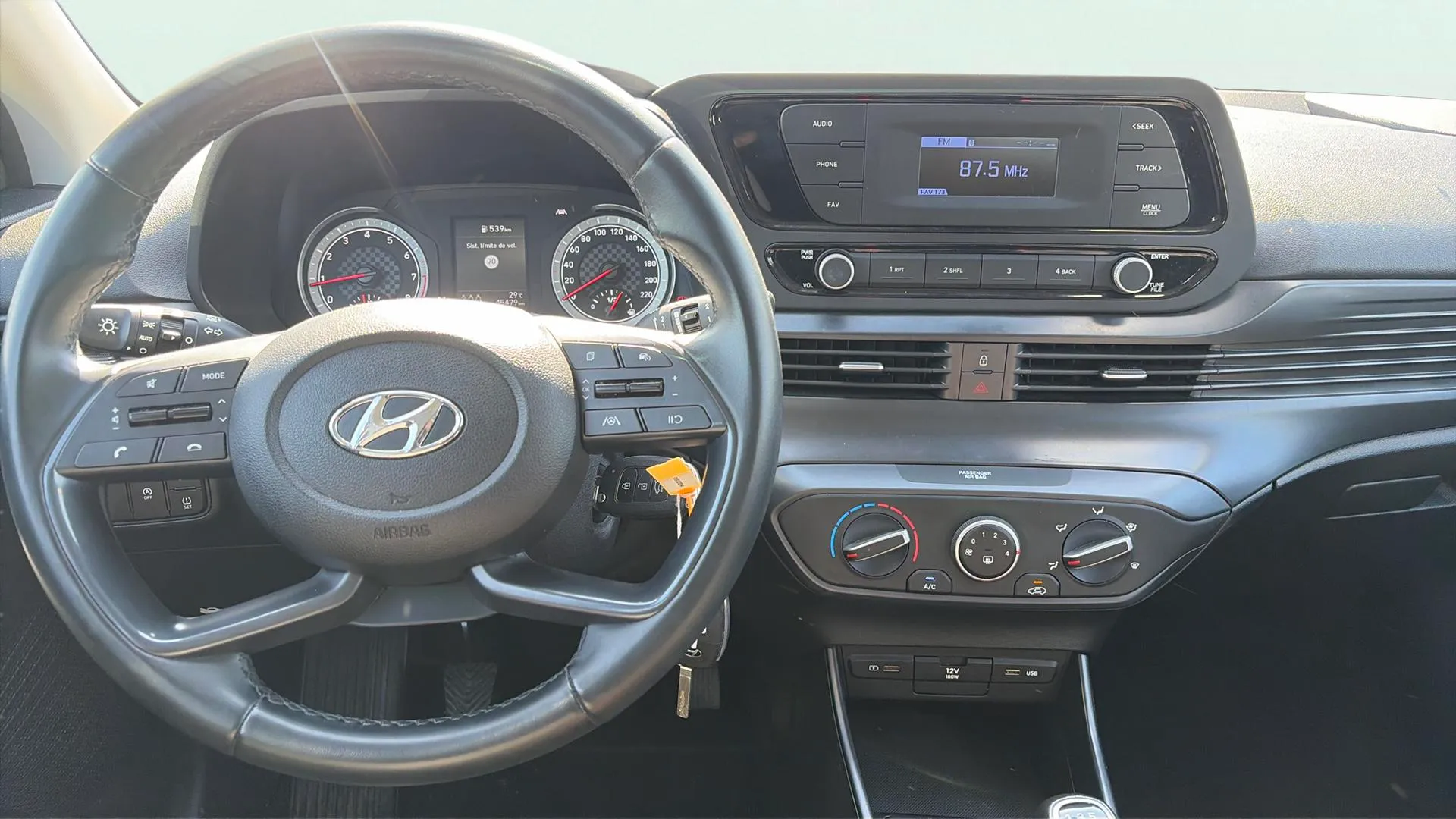 Hyundai Bayon 1.2 MPI Essence - foto 6