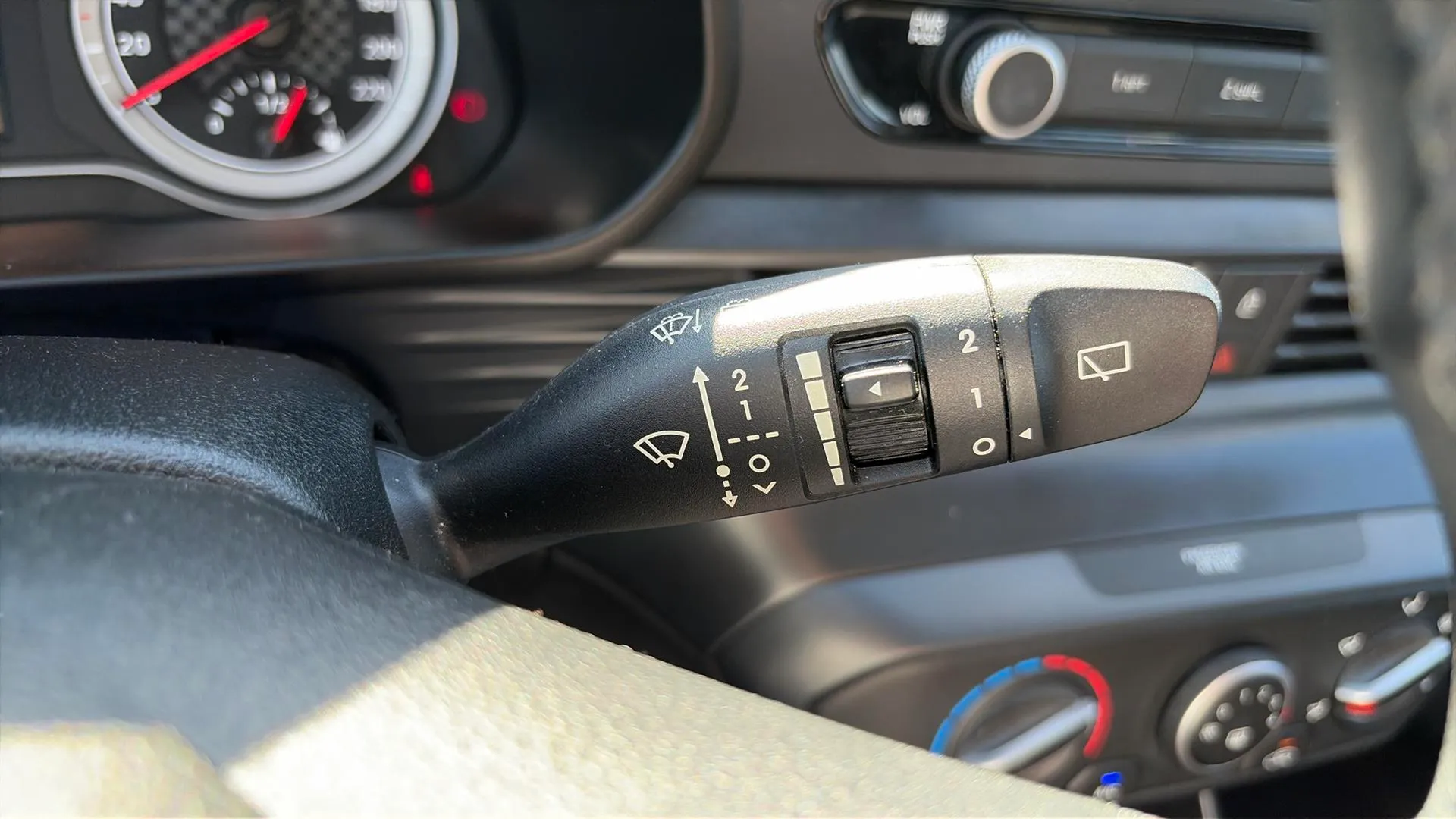Hyundai Bayon 1.2 MPI Essence - foto 17
