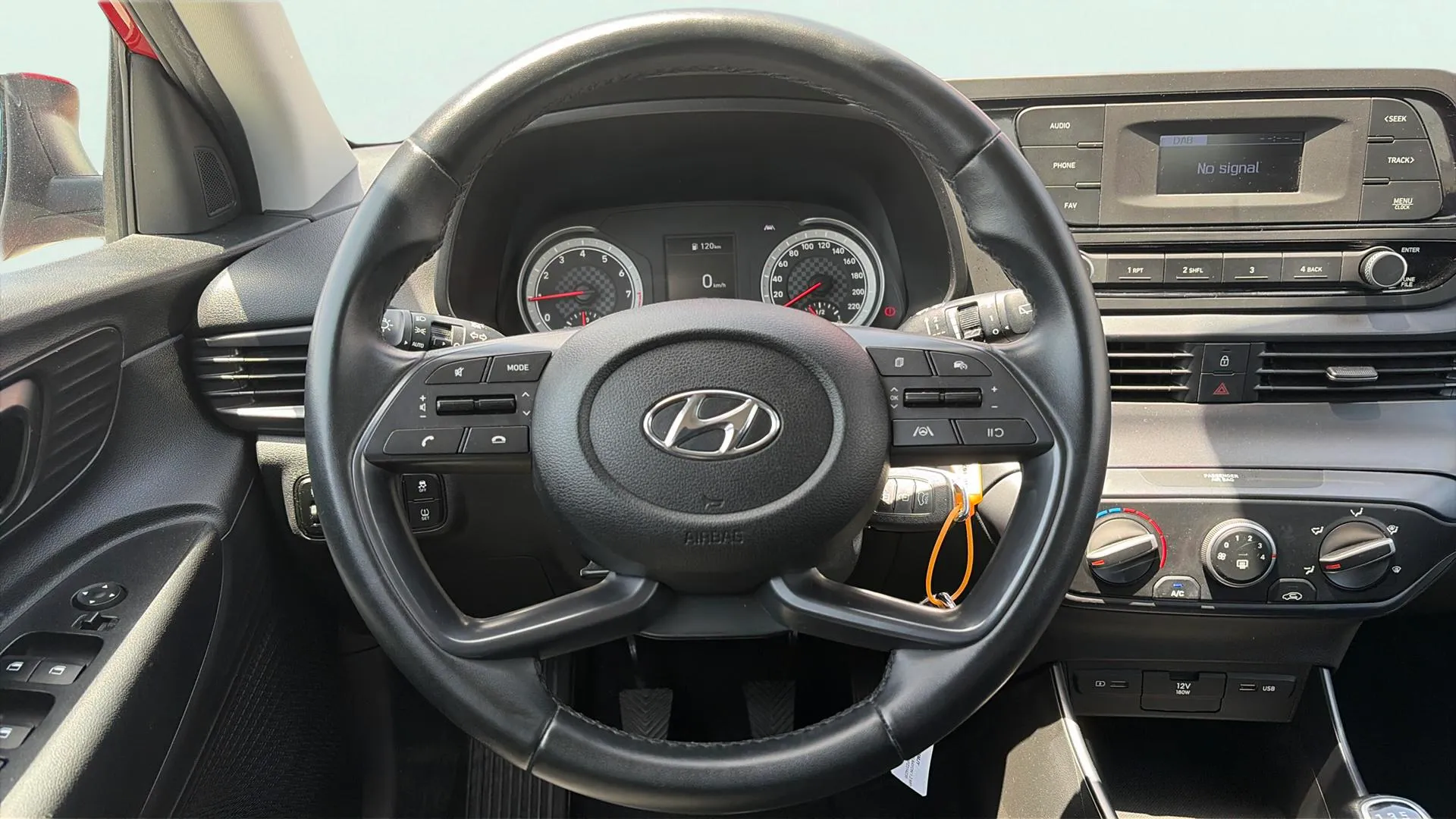Hyundai Bayon 1.2 MPI Essence - foto 8
