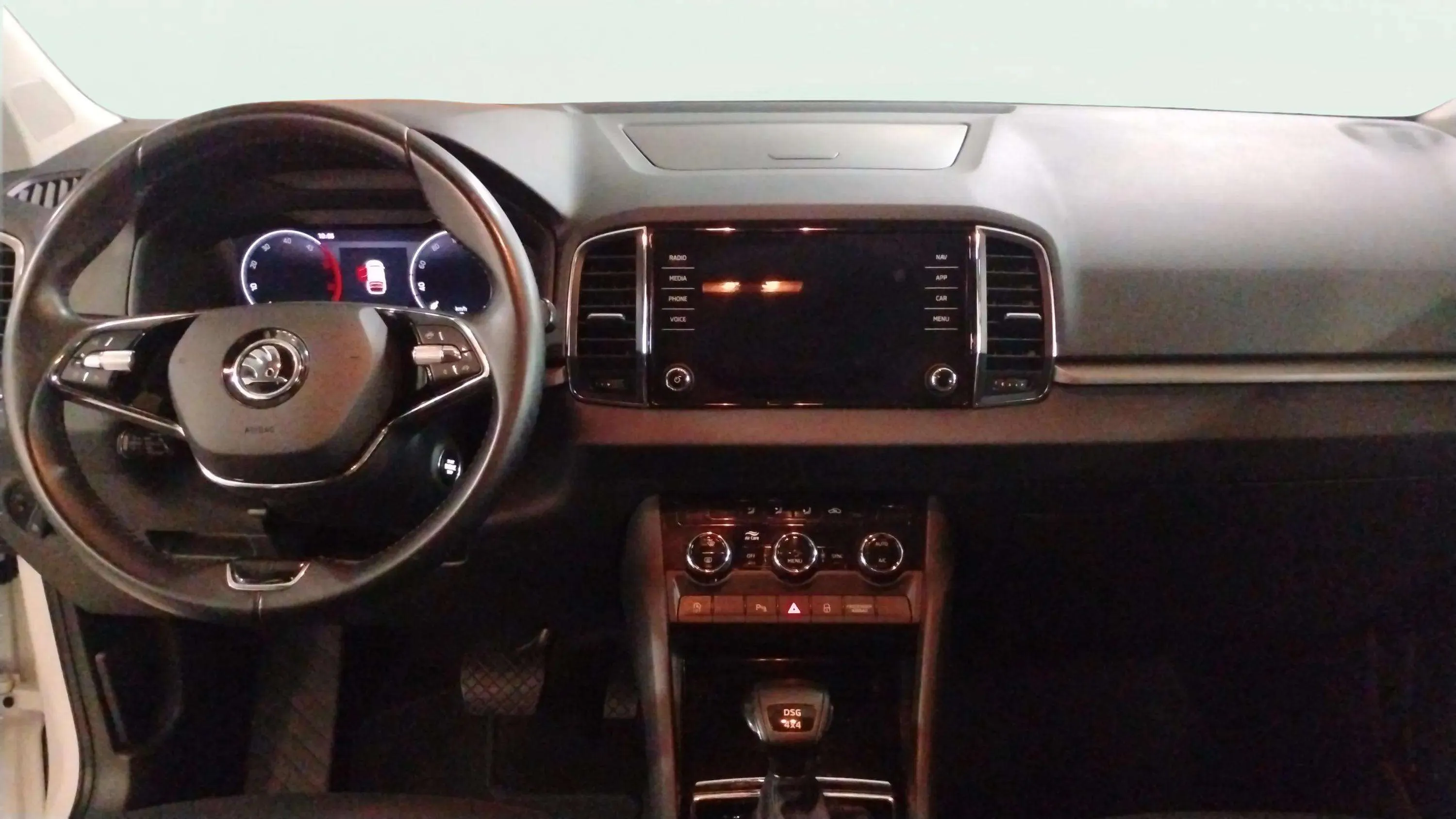 Škoda Karoq 2.0 TDI DSG 4x4 Ambition - foto 6