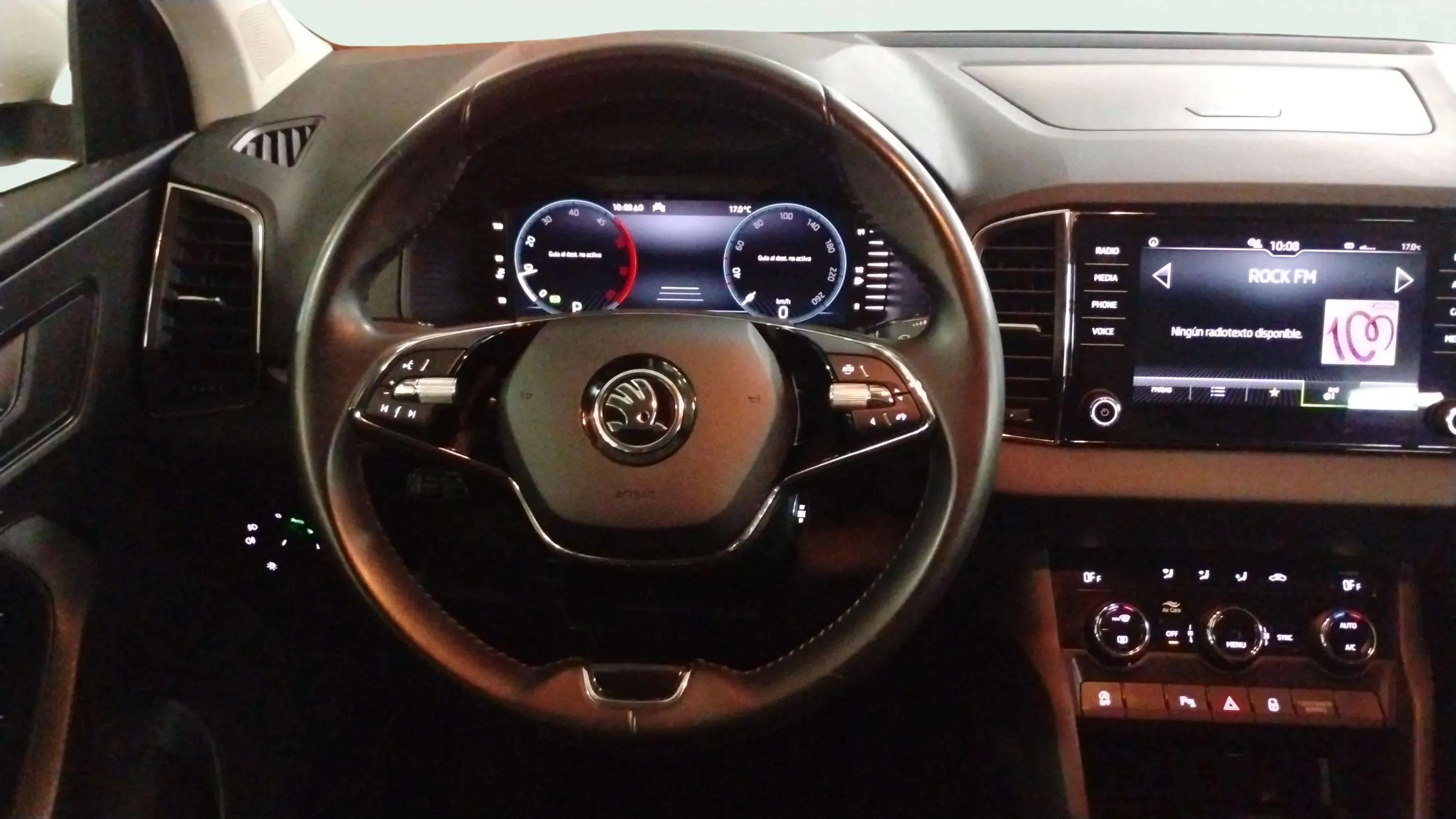 Škoda Karoq 2.0 TDI DSG 4x4 Ambition - foto 7