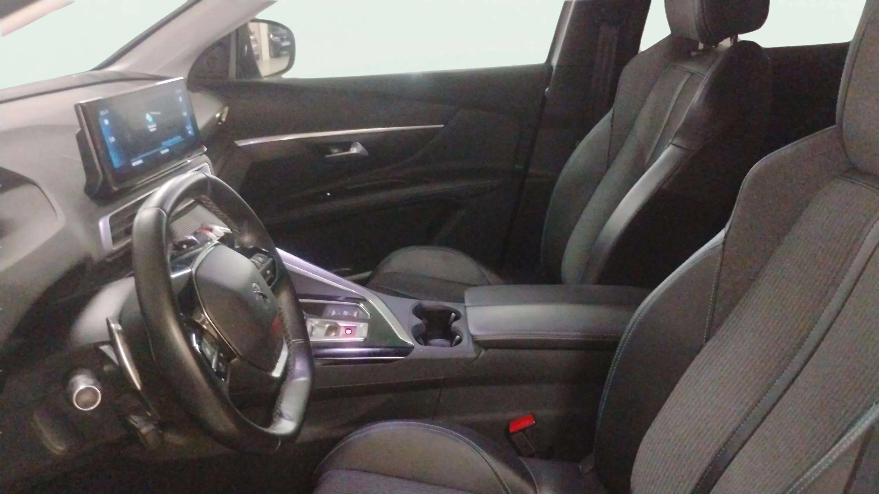 Peugeot 3008 1.5 BlueHDi Allure EAT8 - foto 7