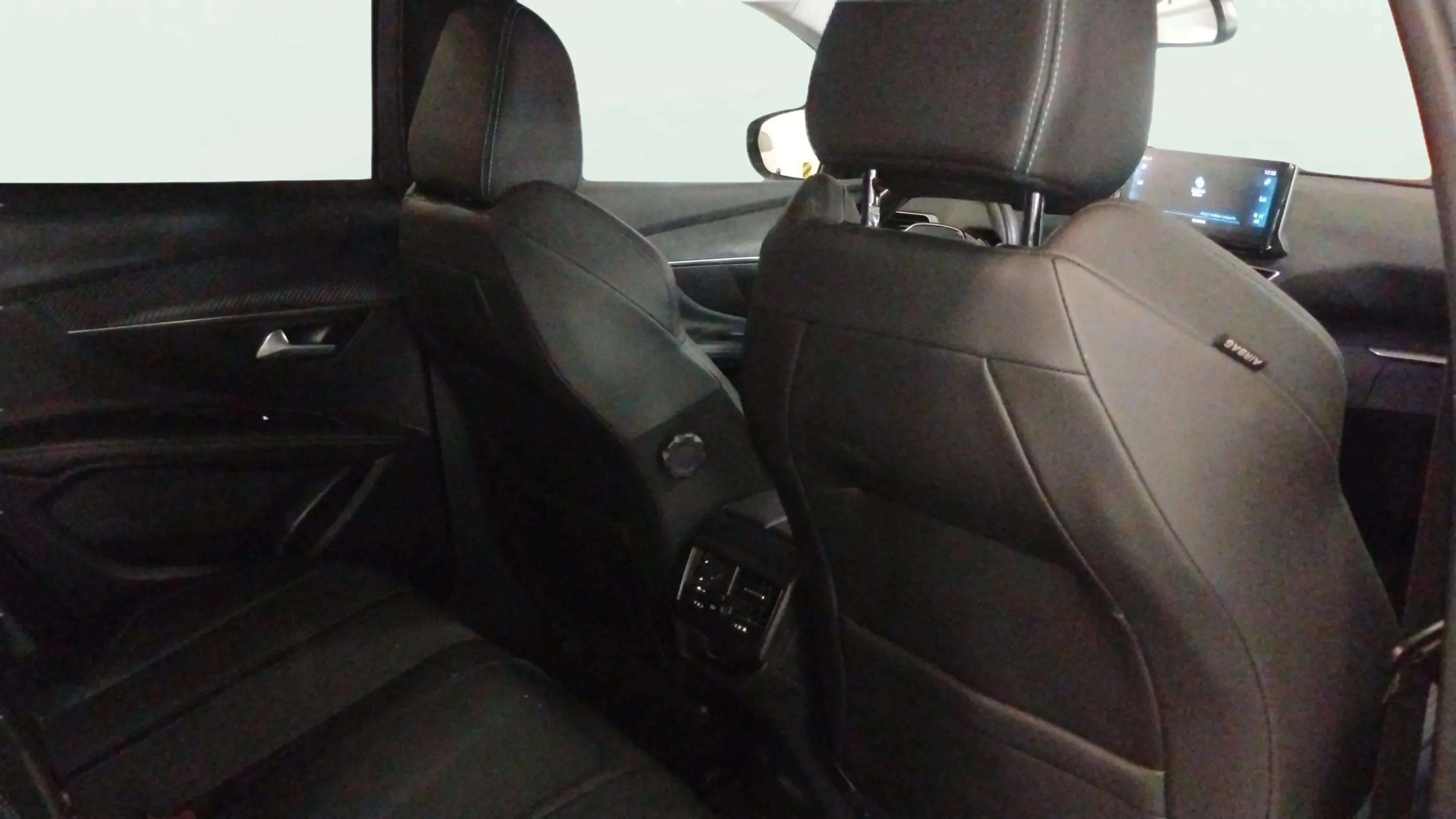 Peugeot 3008 1.5 BlueHDi Allure EAT8 - foto 15