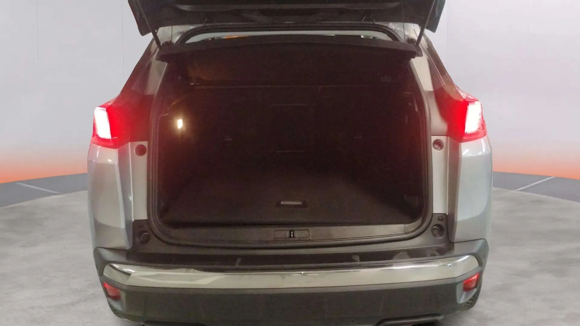 Peugeot 3008 1.5 BlueHDi Allure EAT8 - foto 29