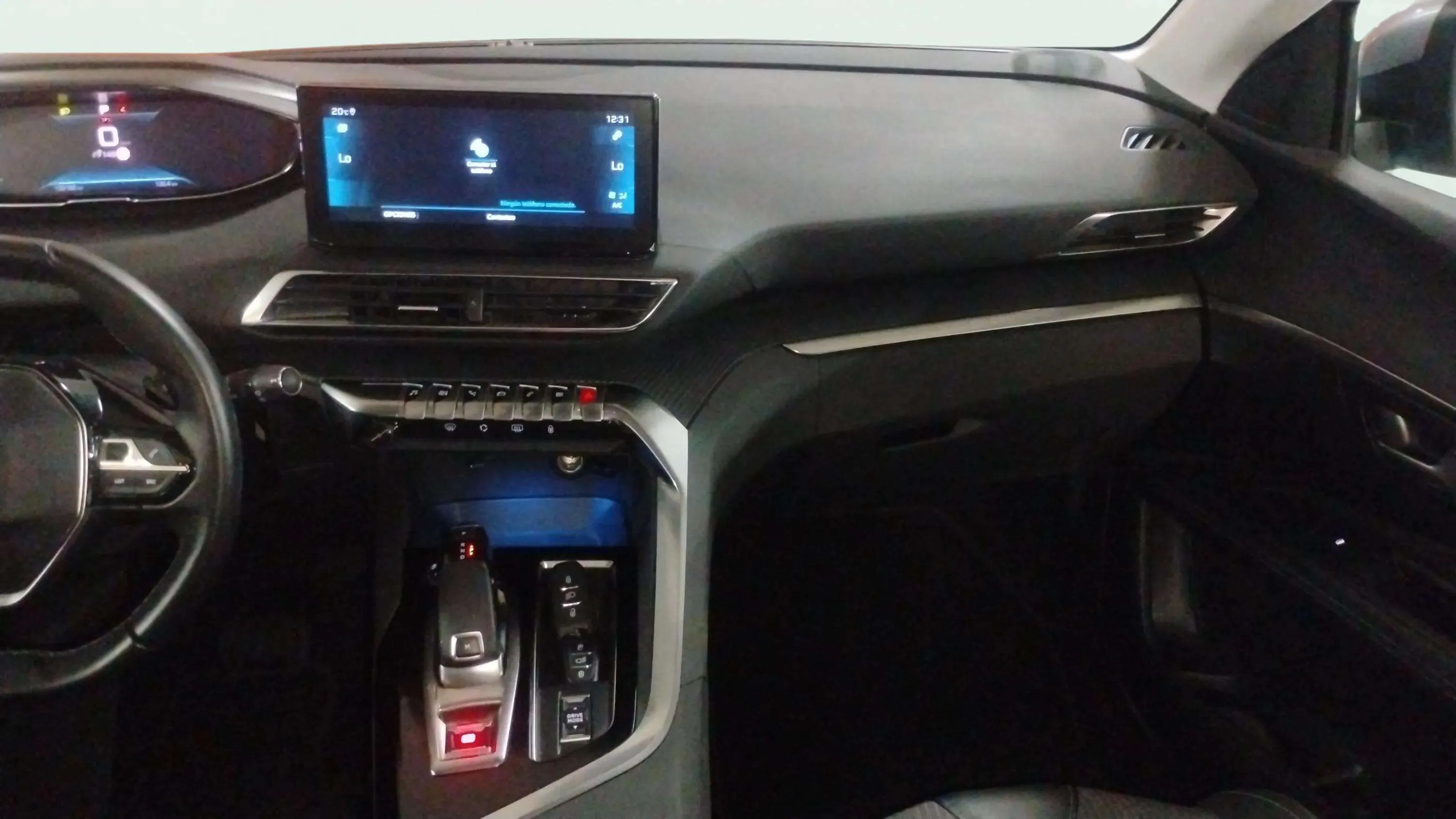 Peugeot 3008 1.5 BlueHDi Allure EAT8 - foto 23