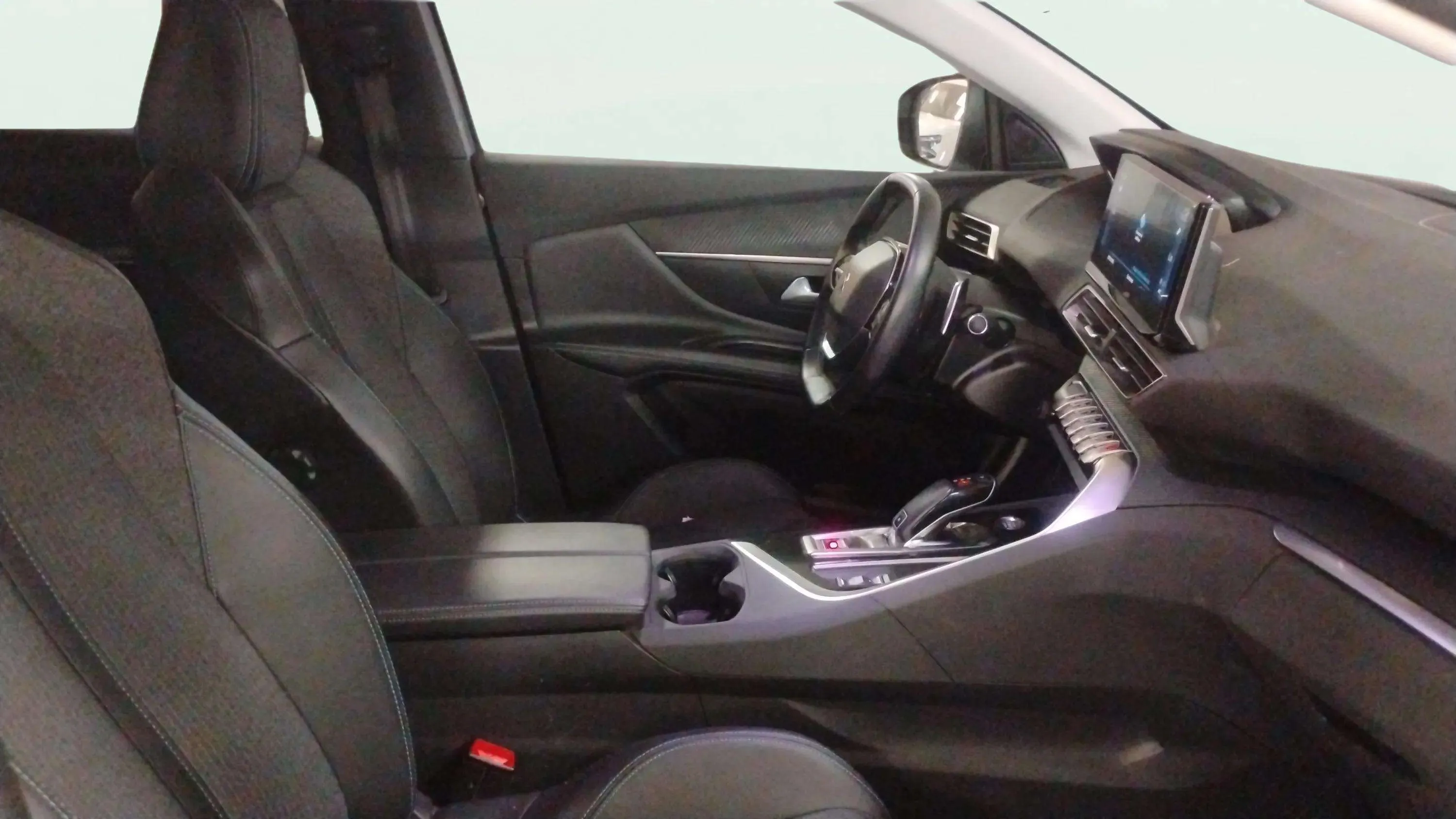 Peugeot 3008 1.5 BlueHDi Allure EAT8 - foto 10