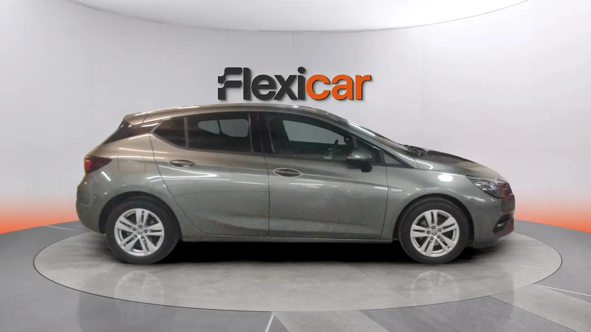 Opel Astra 1.2T SHL 2020 - foto 4