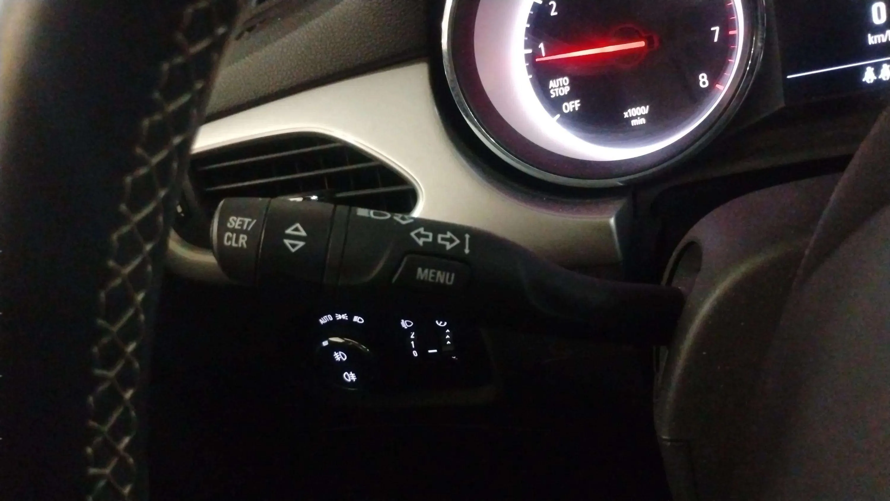 Opel Astra 1.2T SHL 2020 - foto 23