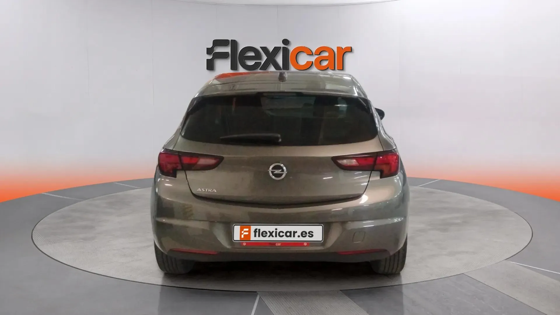 Opel Astra 1.2T SHL 2020 - foto 5