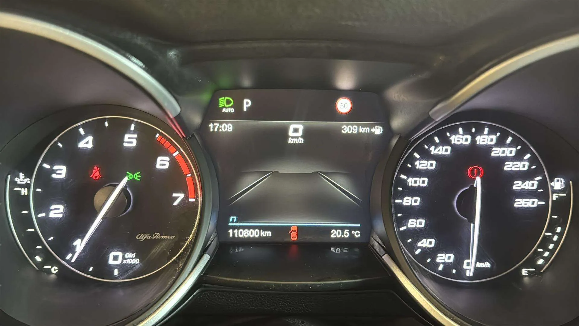 Alfa Romeo Stelvio 2.0 Gasolina Sprint+ Q4 - foto 19
