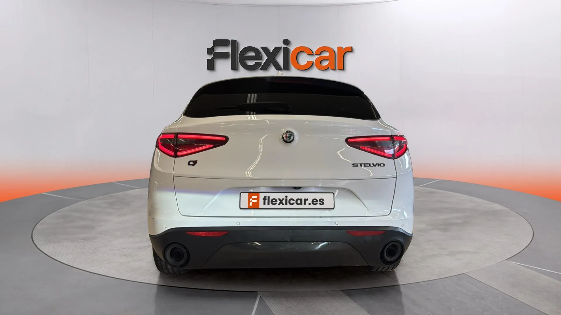 Alfa Romeo Stelvio 2.0 Gasolina Sprint+ Q4 - foto 6