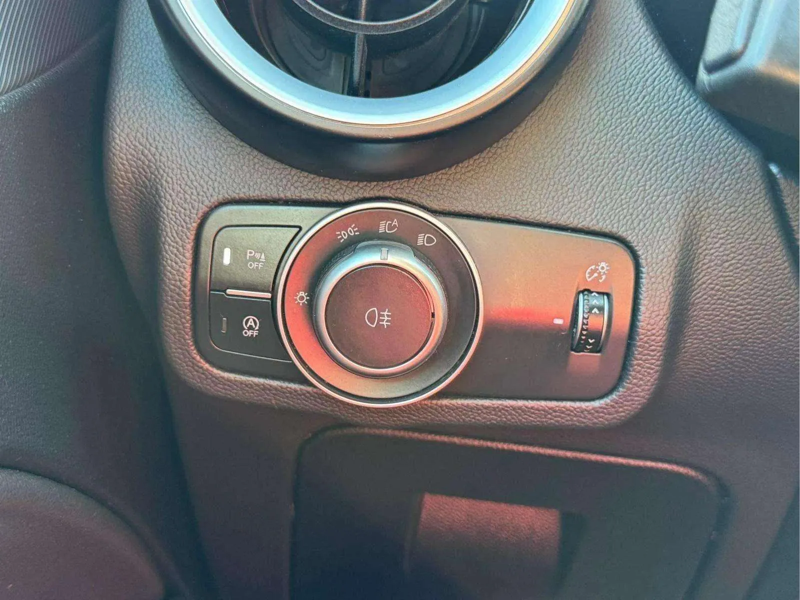 Alfa Romeo Stelvio 2.0 Gasolina Sprint Q4 - foto 16