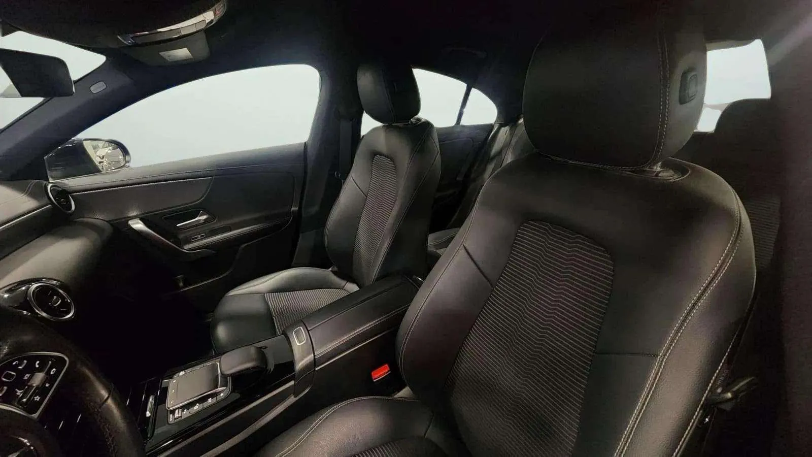 Mercedes-Benz CLA 250 e - foto 25