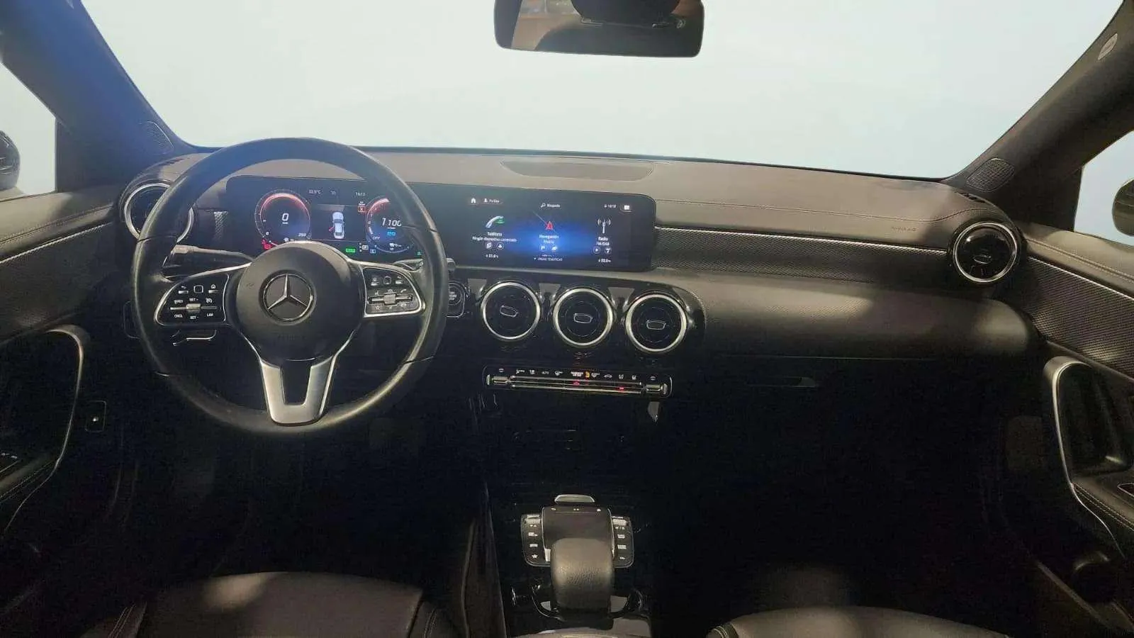 Mercedes-Benz CLA 250 e - foto 7