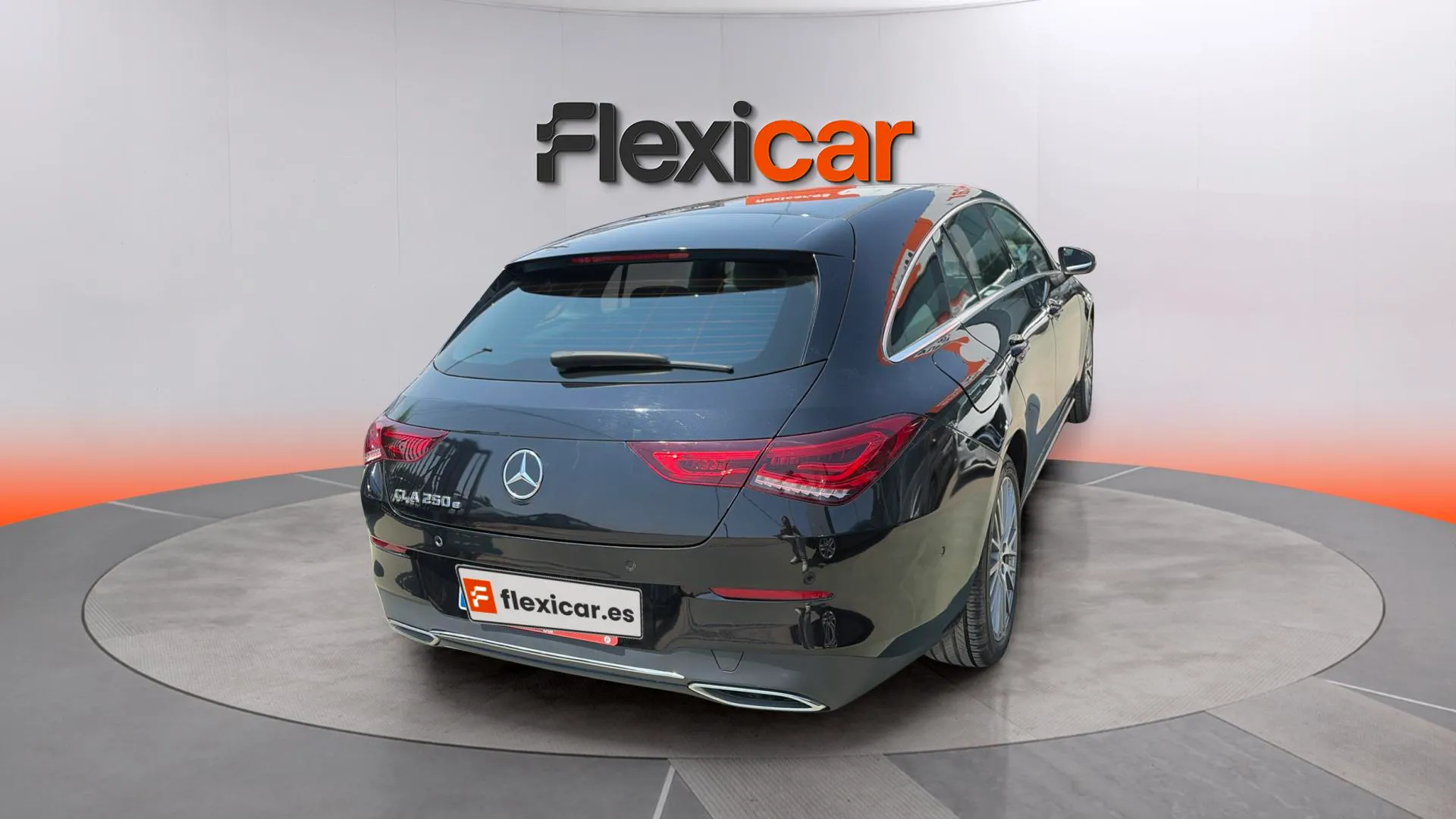 Mercedes-Benz CLA 250 e Shooting Brake - foto 26