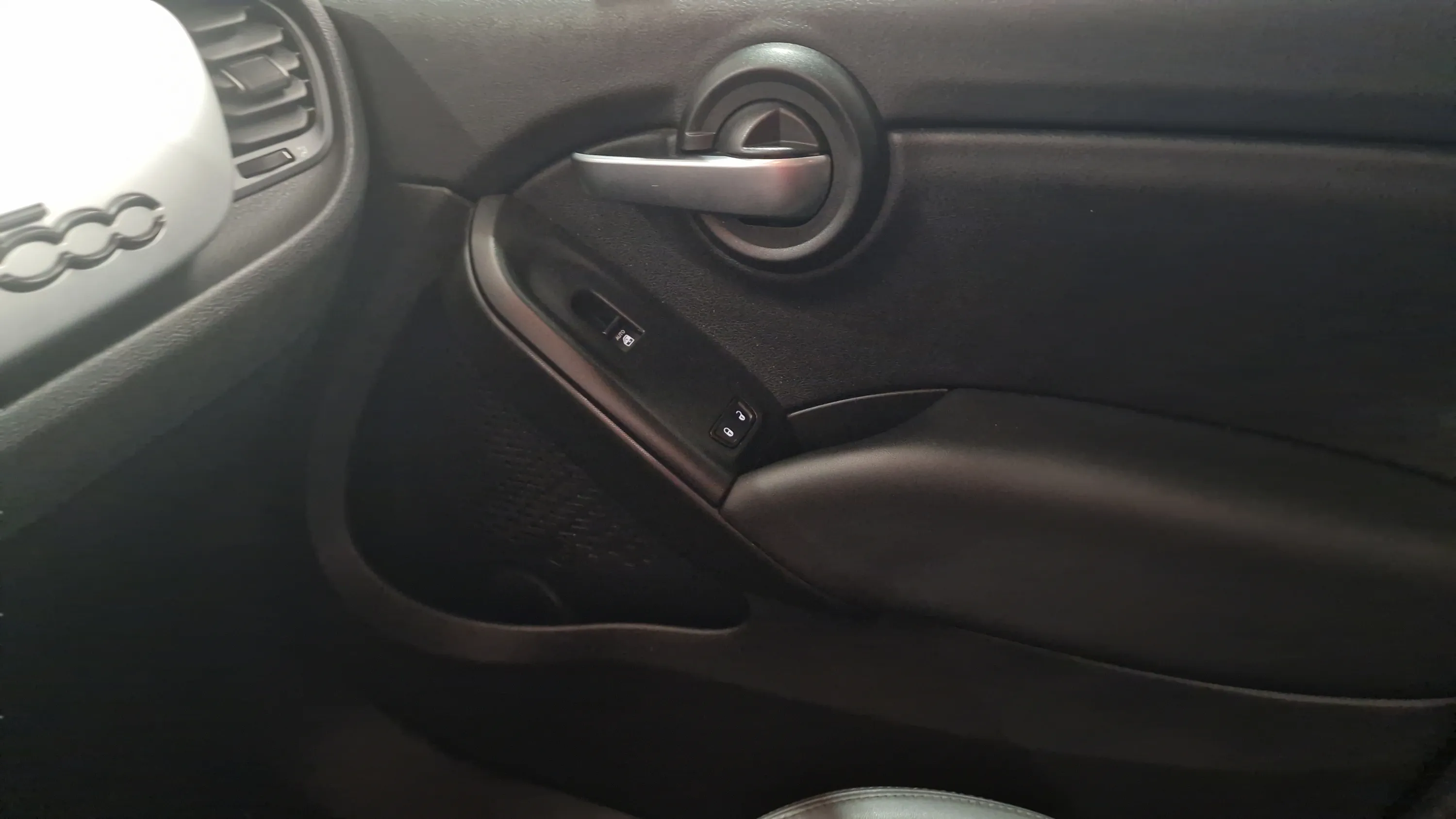 Fiat 500X Connect 1,0 Firefly T3 - foto 28