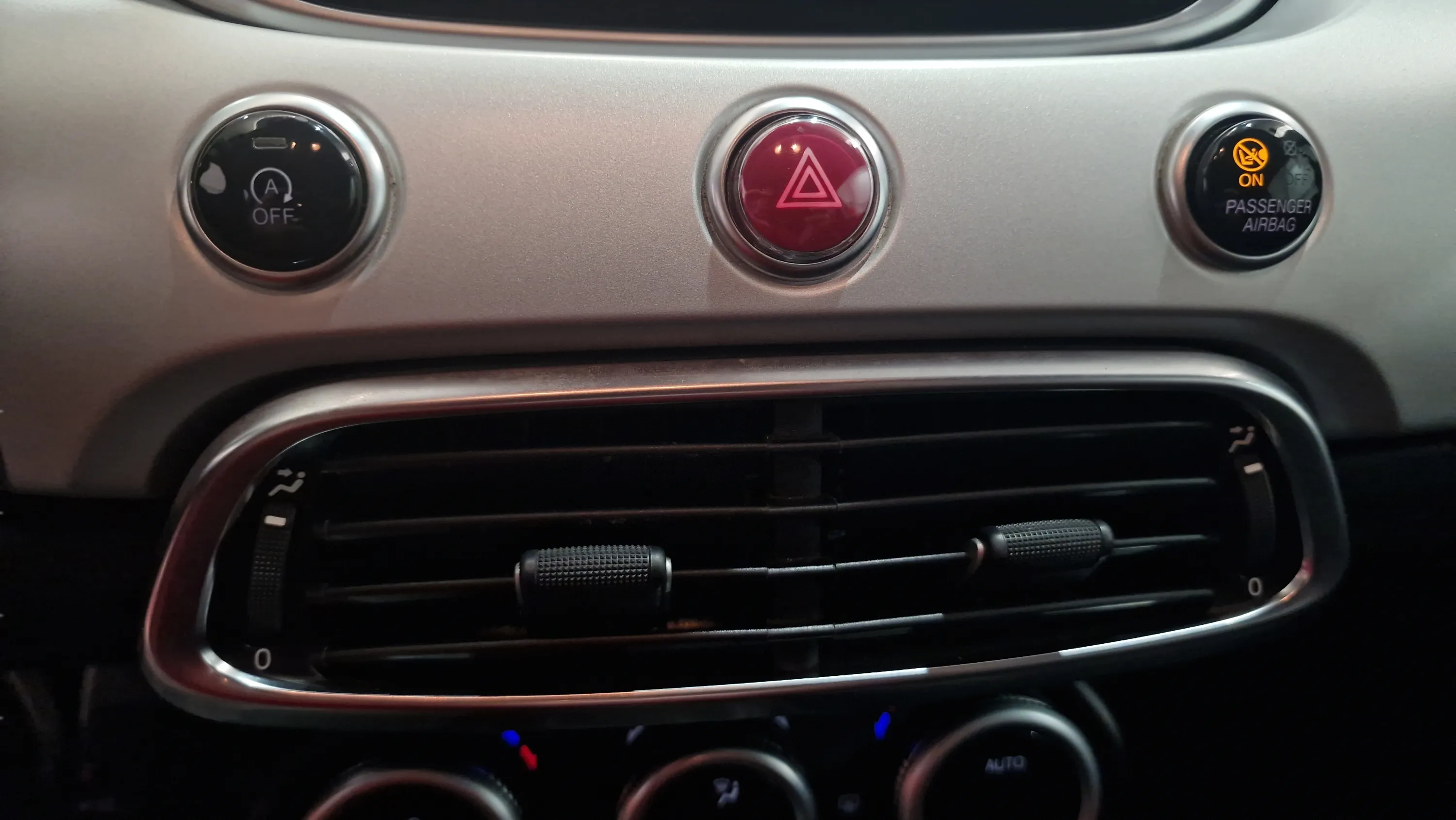 Fiat 500X Connect 1,0 Firefly T3 - foto 24