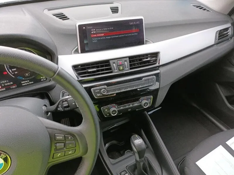 BMW X1 xDrive25e - foto 11