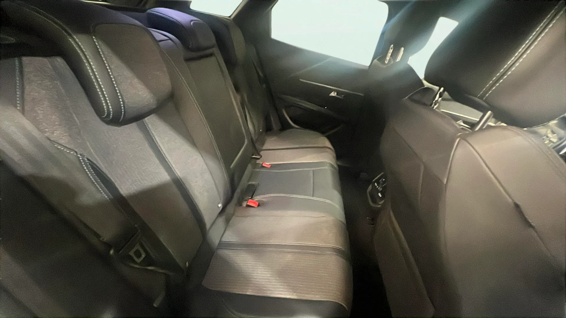 Peugeot 3008 225 e-EAT8 Allure Pack - foto 13