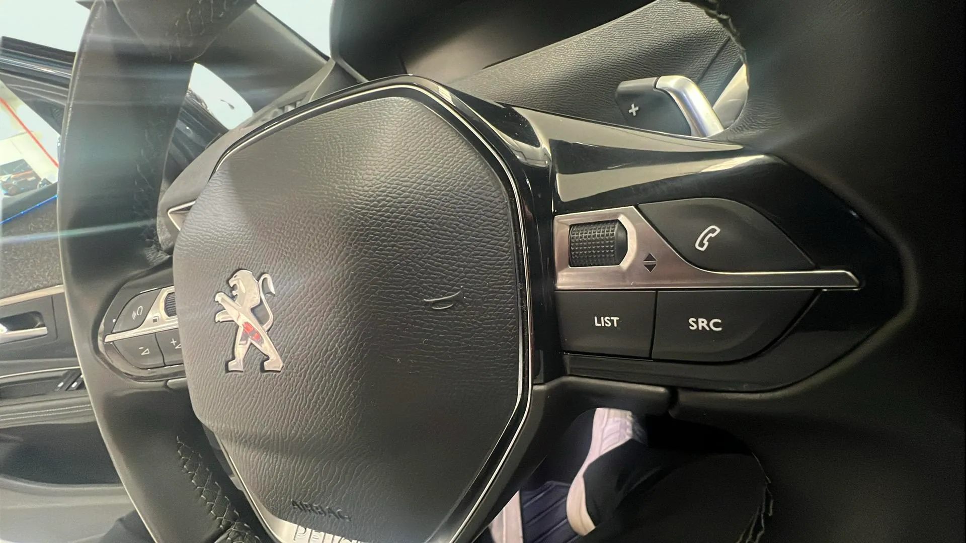 Peugeot 3008 225 e-EAT8 Allure Pack - foto 18