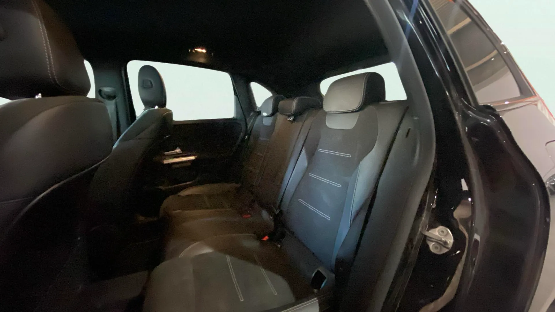 Mercedes-Benz Clase B B 200 d - foto 19
