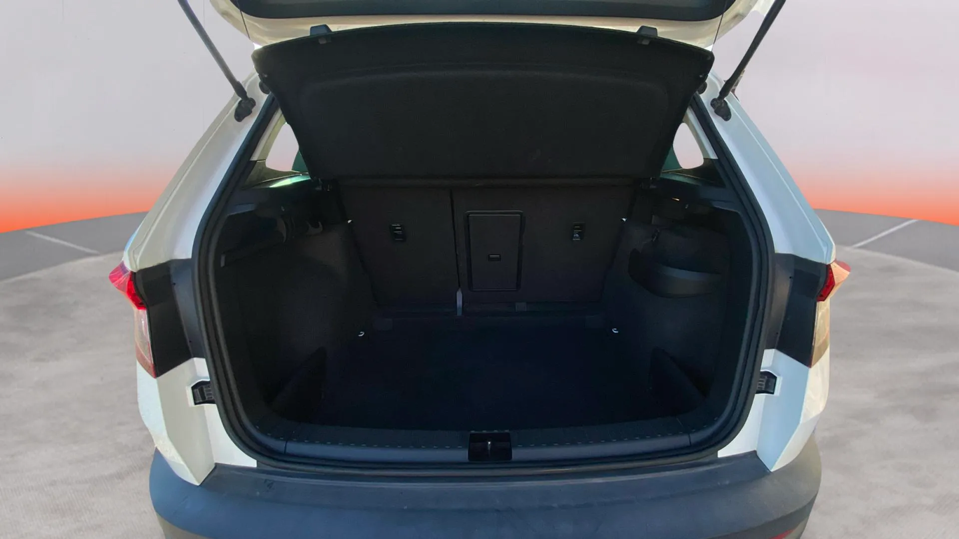 Škoda Karoq 1.5 TSI DSG ACT Ambition - foto 19