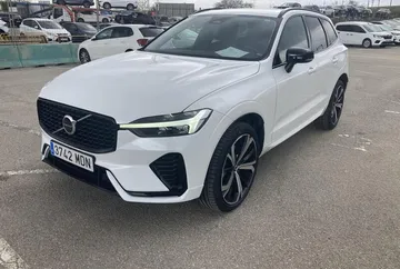 volvo xc60 20 b4 d plus dark diesel automatica arval barcelona 903000000245750