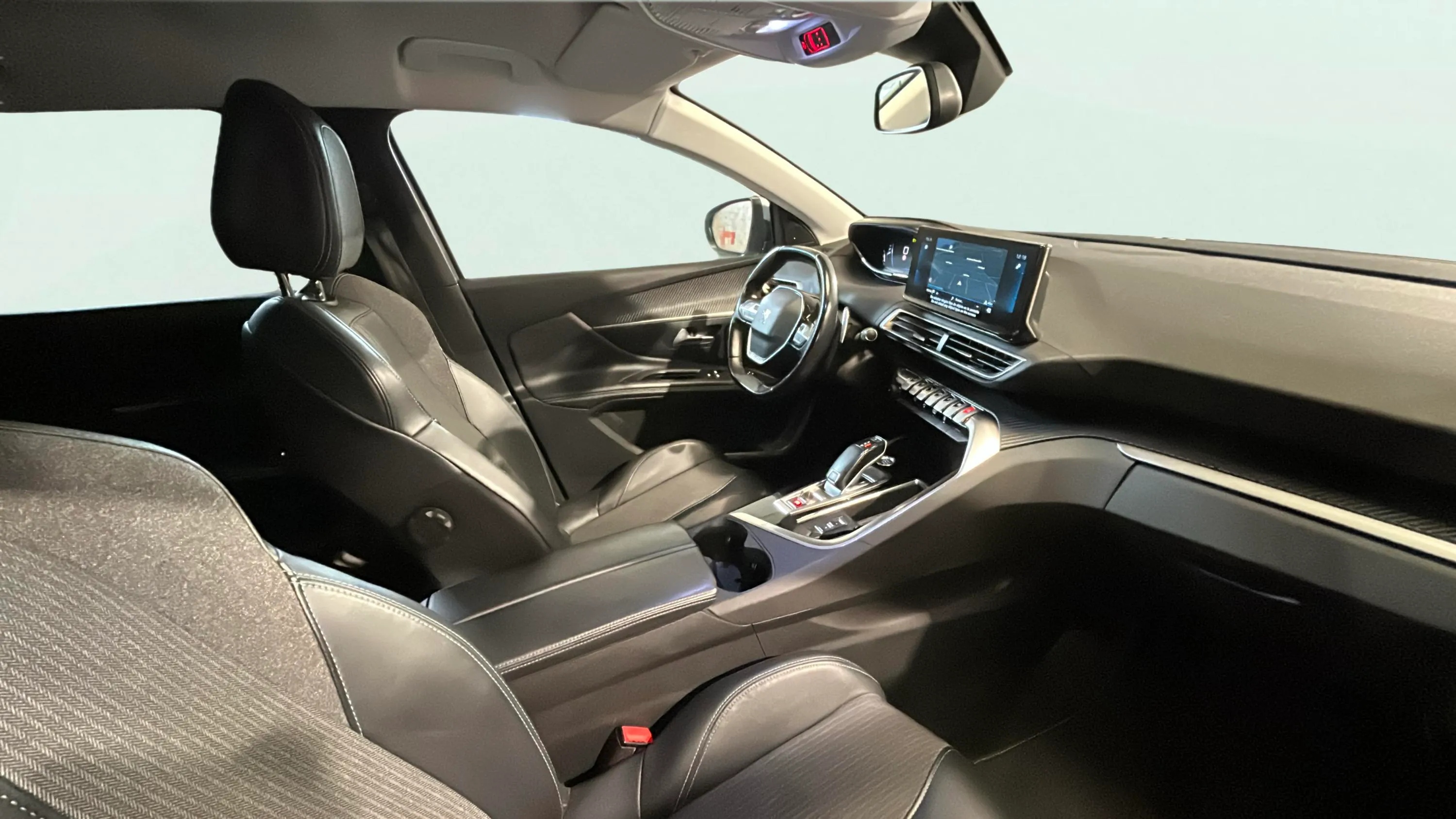 Peugeot 3008 1.2 PureTech GT EAT8 - foto 28