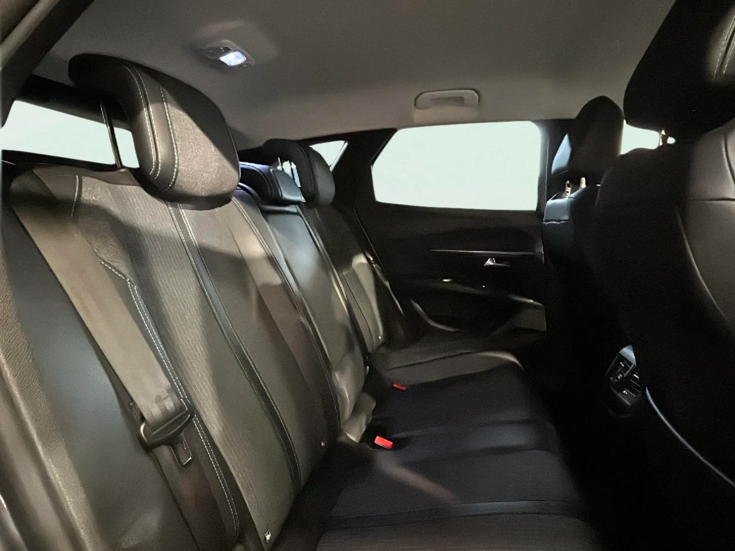 Peugeot 3008 1.2 PureTech GT EAT8 - foto 13