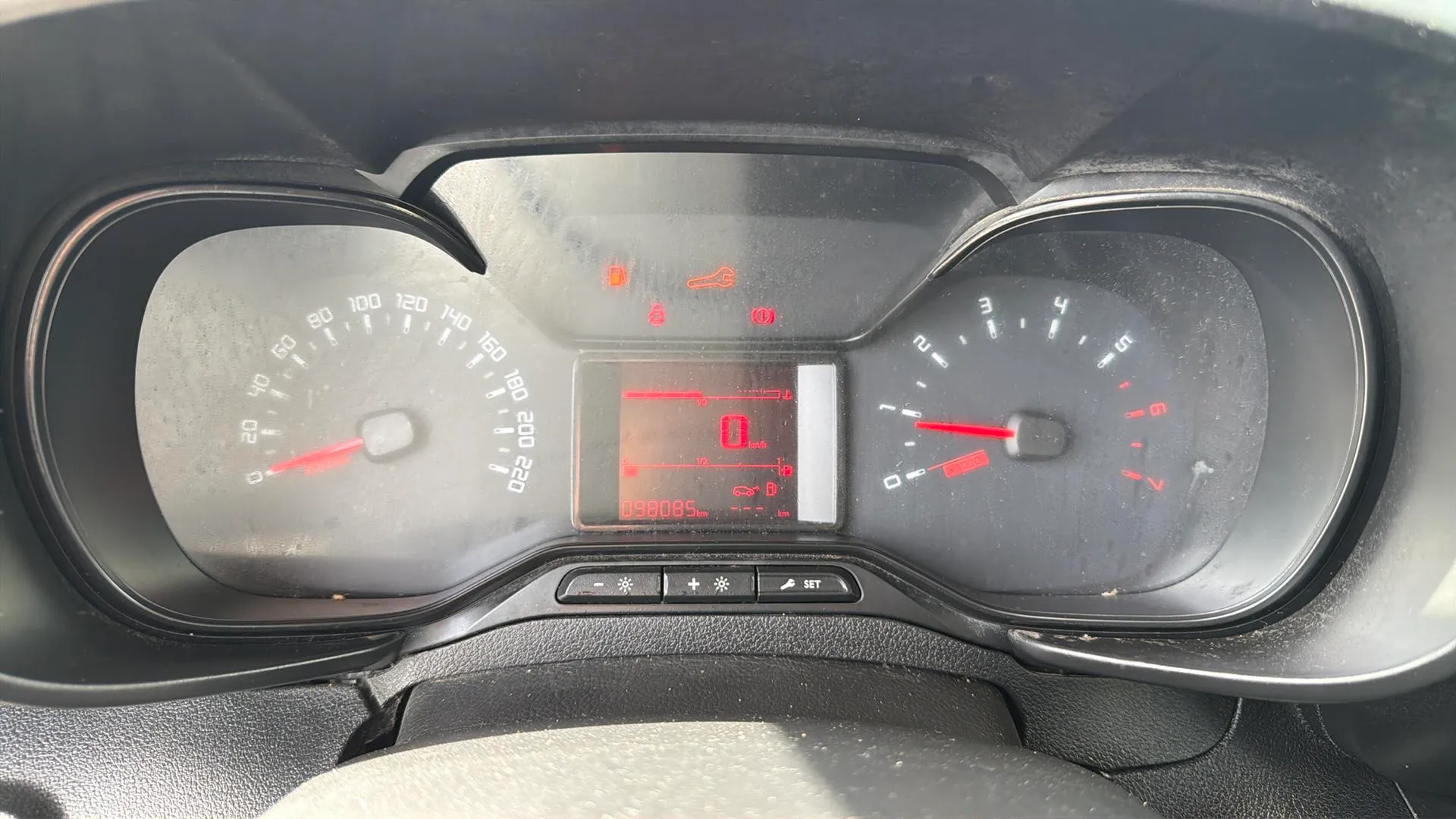 Citroën Berlingo Talla M BlueHDi 100 Control - foto 8
