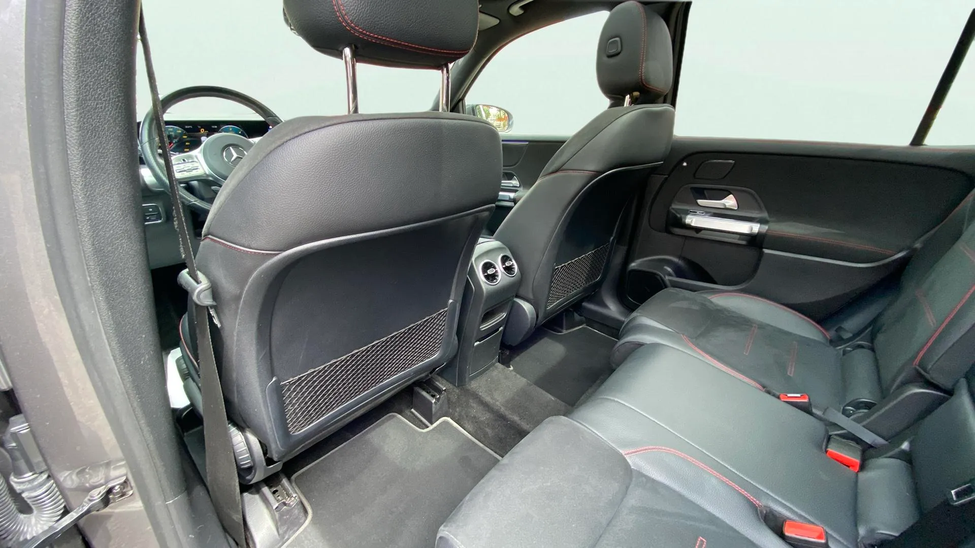 Mercedes-Benz GLB 2.0 GLB 200 D DCT - foto 20