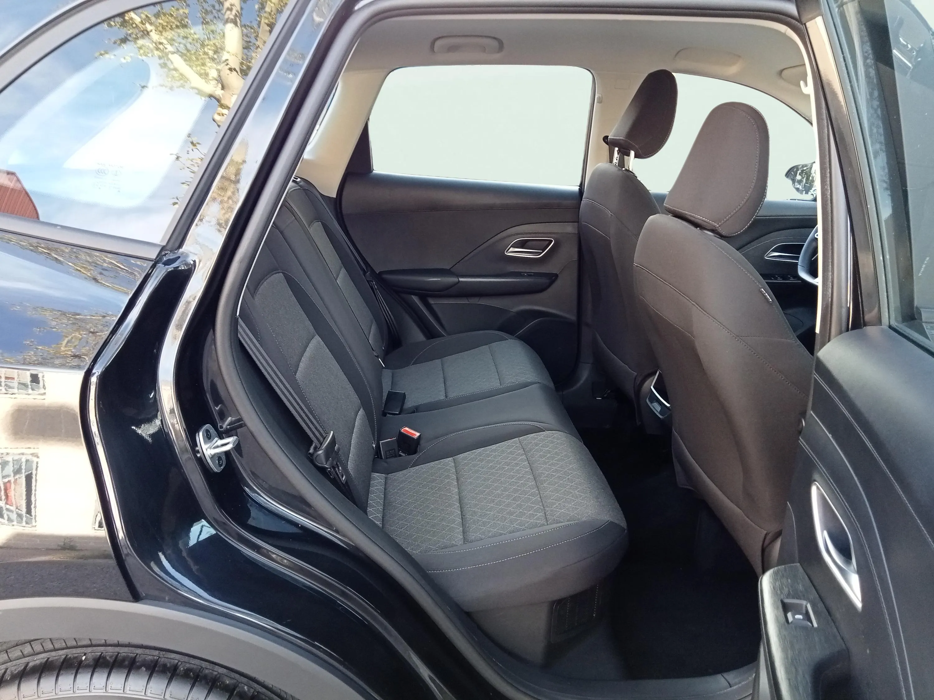 MG ZS Hybrid+ Standard - foto 11
