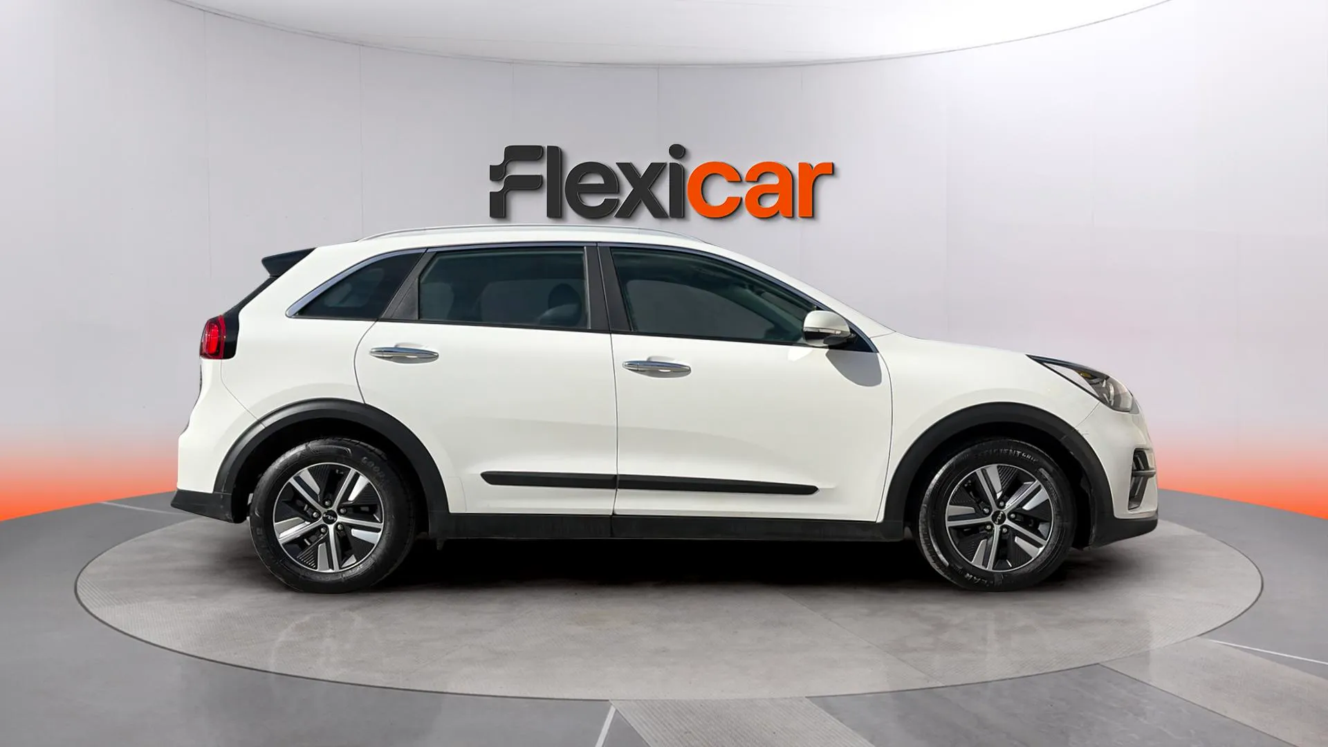 Kia Niro 1.6 GDi HEV Drive - foto 3