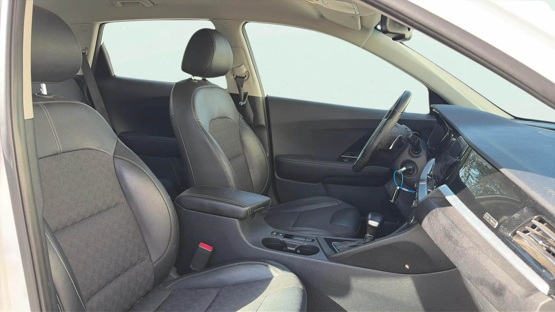 Kia Niro 1.6 GDi HEV Drive - foto 10