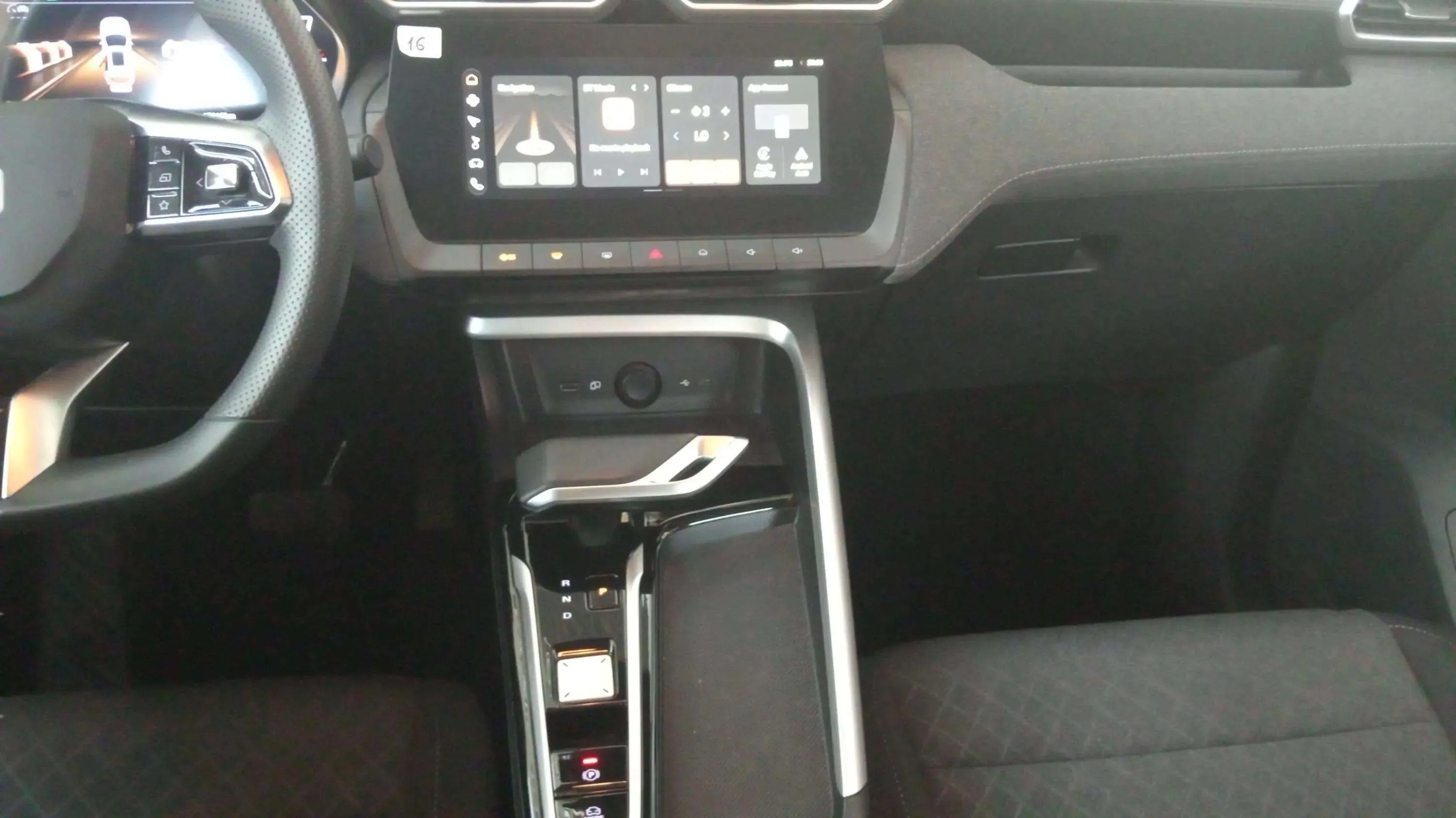 MG ZS Hybrid+ Standard - foto 17