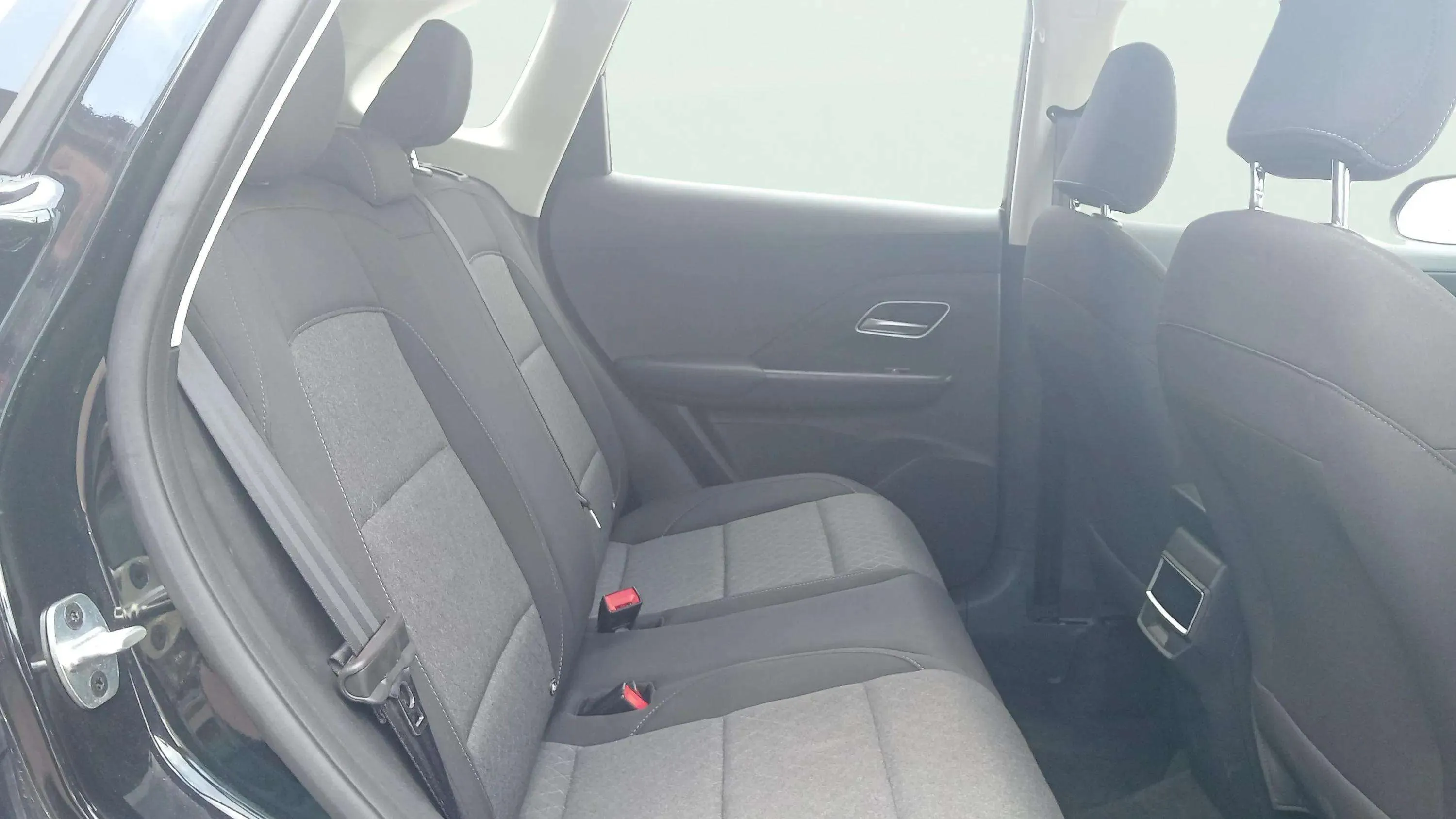 MG ZS Hybrid+ Standard - foto 20
