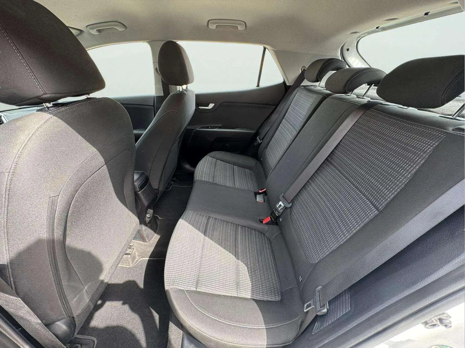Kia Stonic 1.0 T-GDi MHEV iMT Drive - foto 13