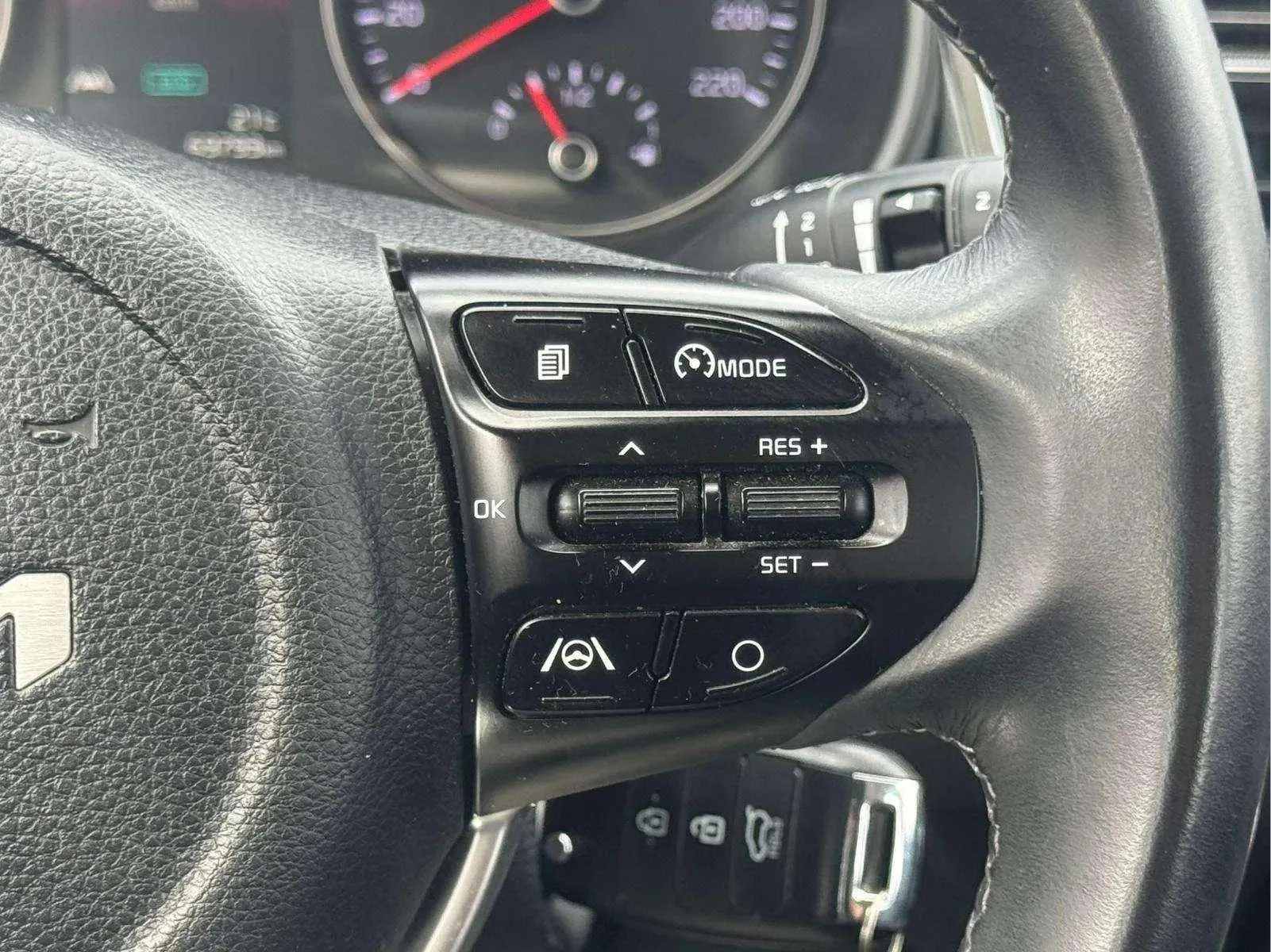 Kia Stonic 1.0 T-GDi MHEV iMT Drive - foto 16