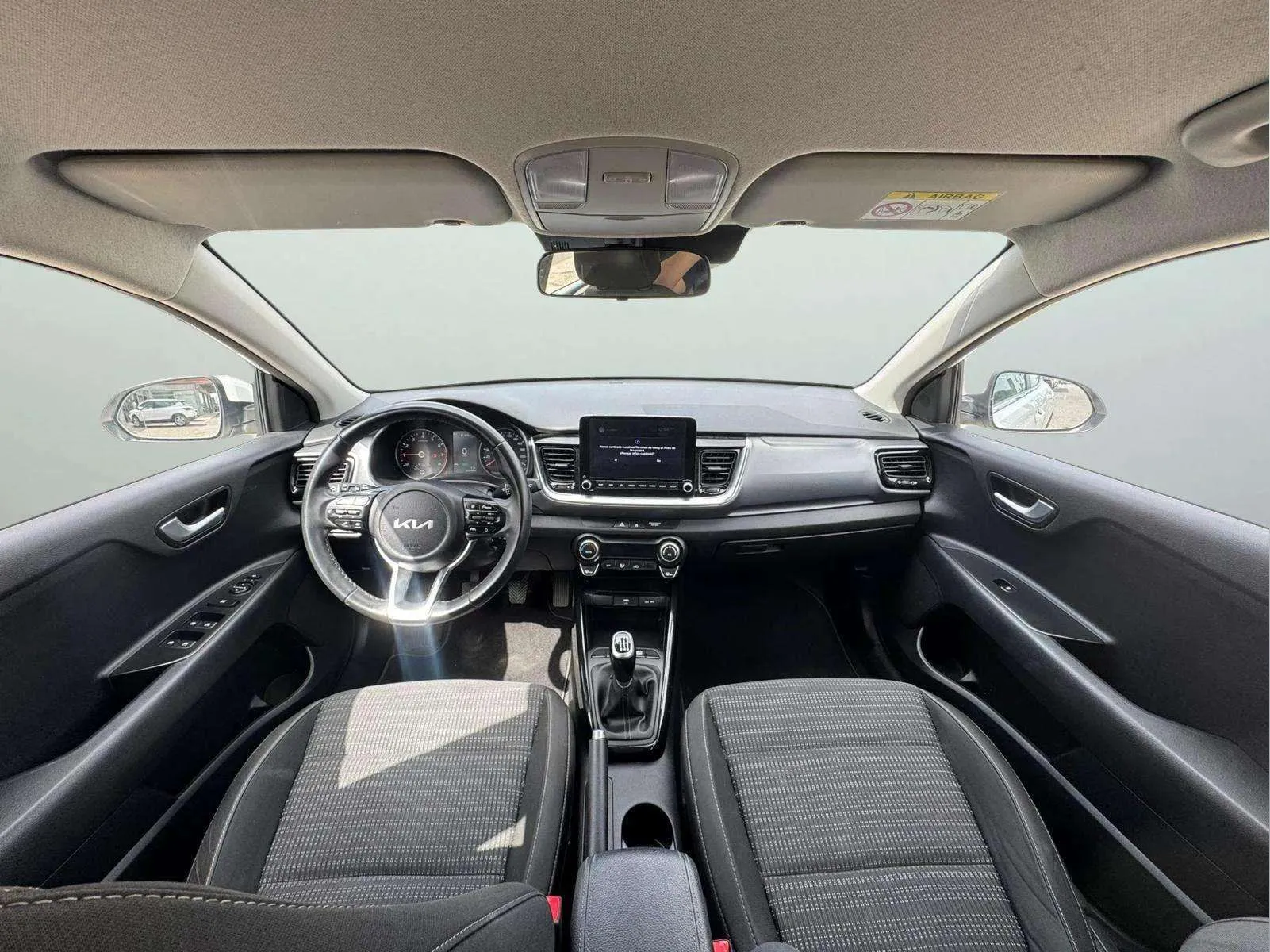 Kia Stonic 1.0 T-GDi MHEV iMT Drive - foto 11