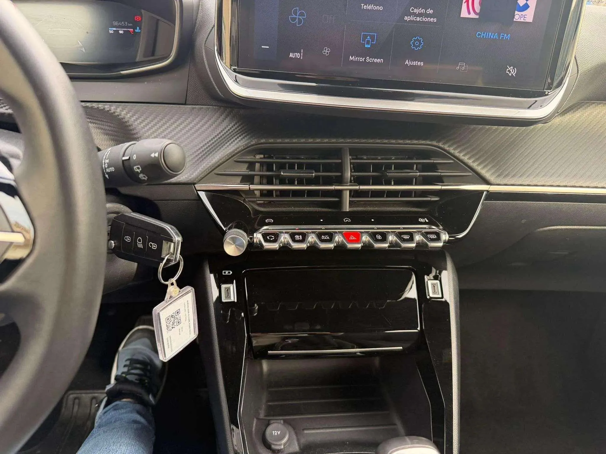 Peugeot 2008 Allure PureTech 100 - foto 17