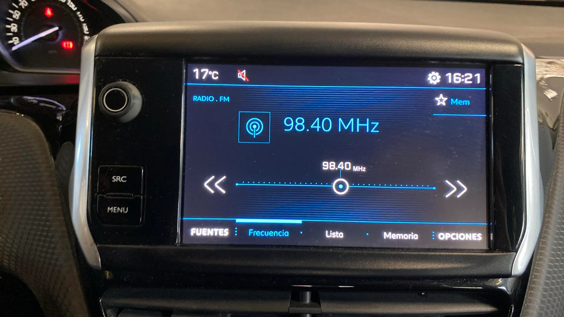 Peugeot 208 Style 1.2L PureTech - foto 31