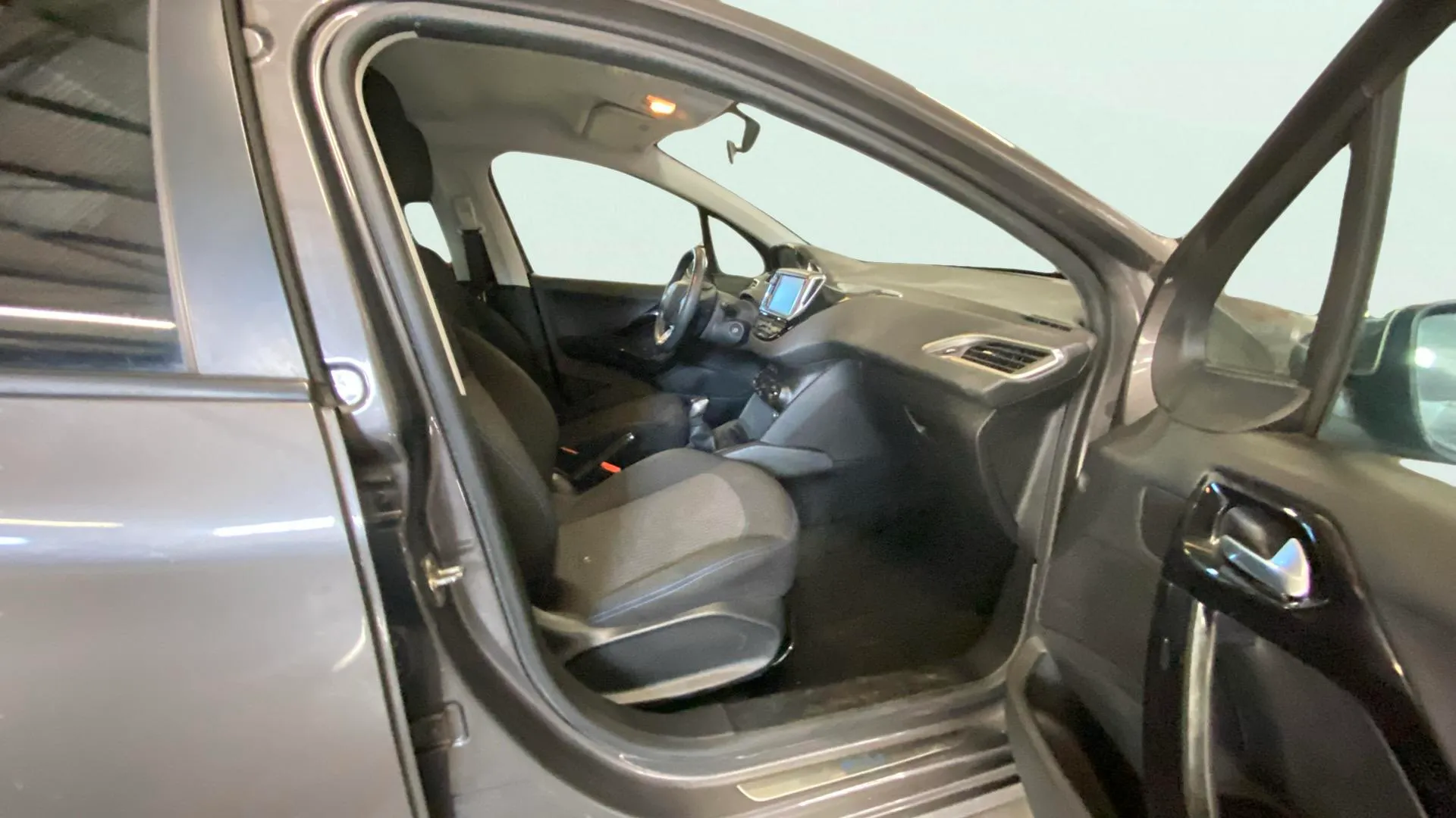 Peugeot 208 Style 1.2L PureTech - foto 10