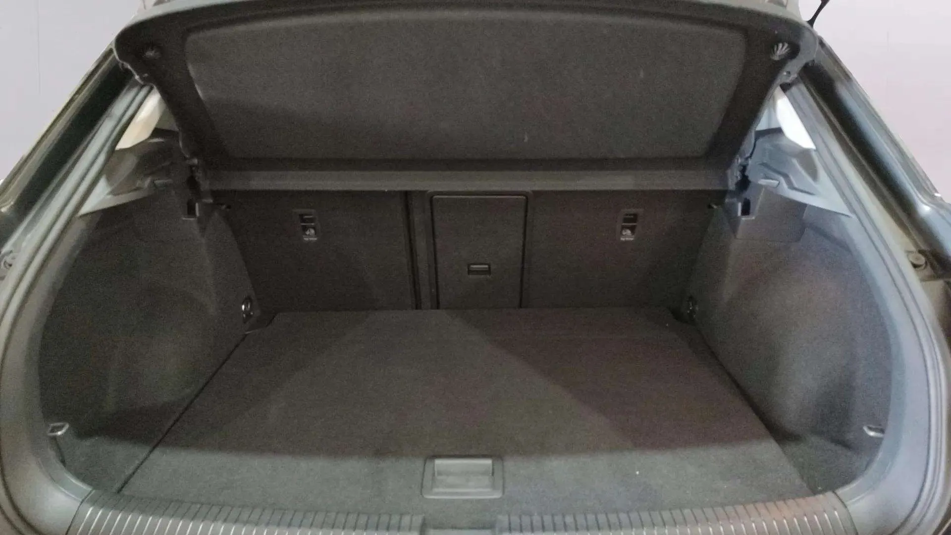 Volkswagen T-Roc Advance R-Line 2.0 TDI DSG - foto 27