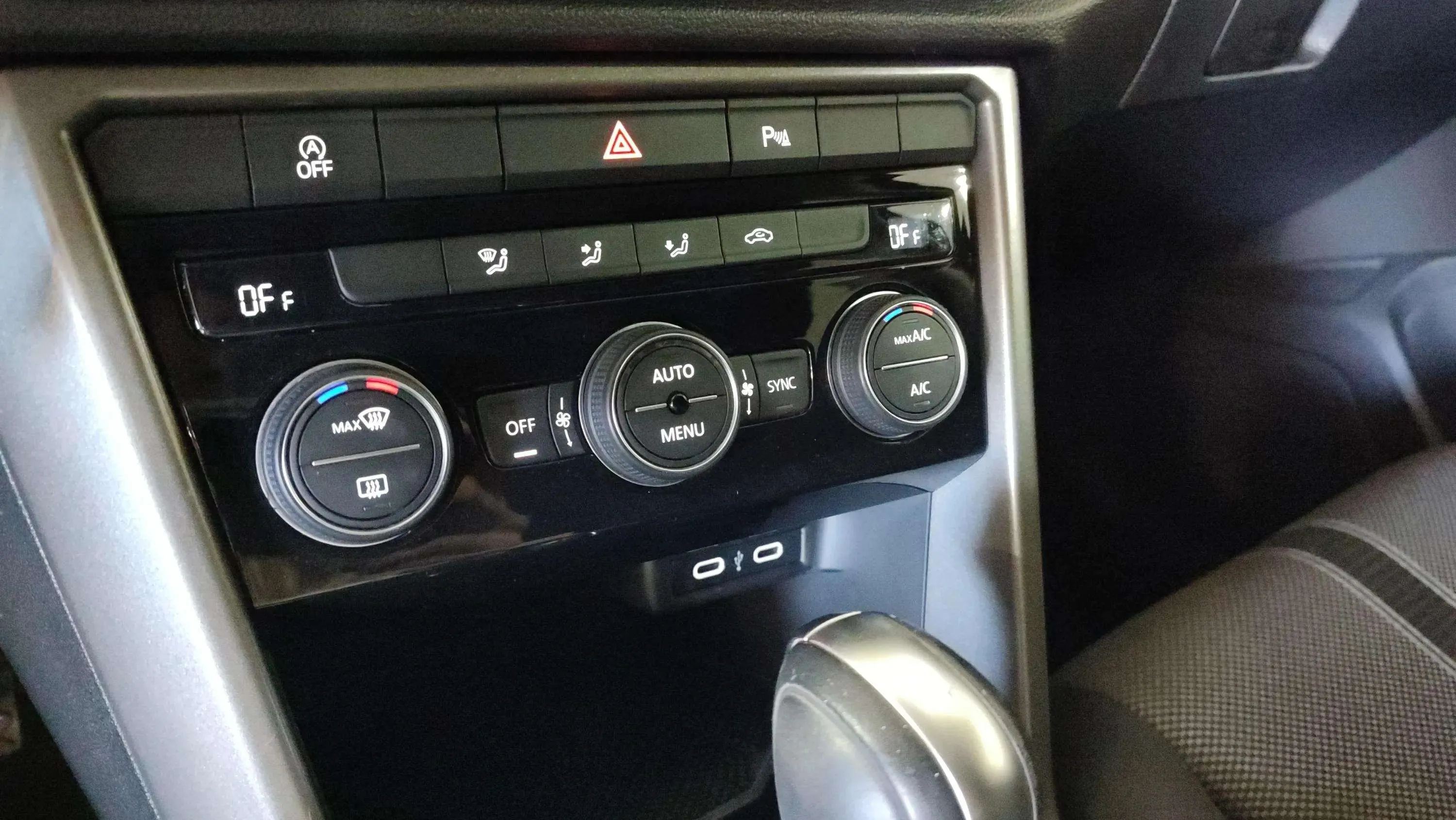 Volkswagen T-Roc Advance R-Line 2.0 TDI DSG - foto 18